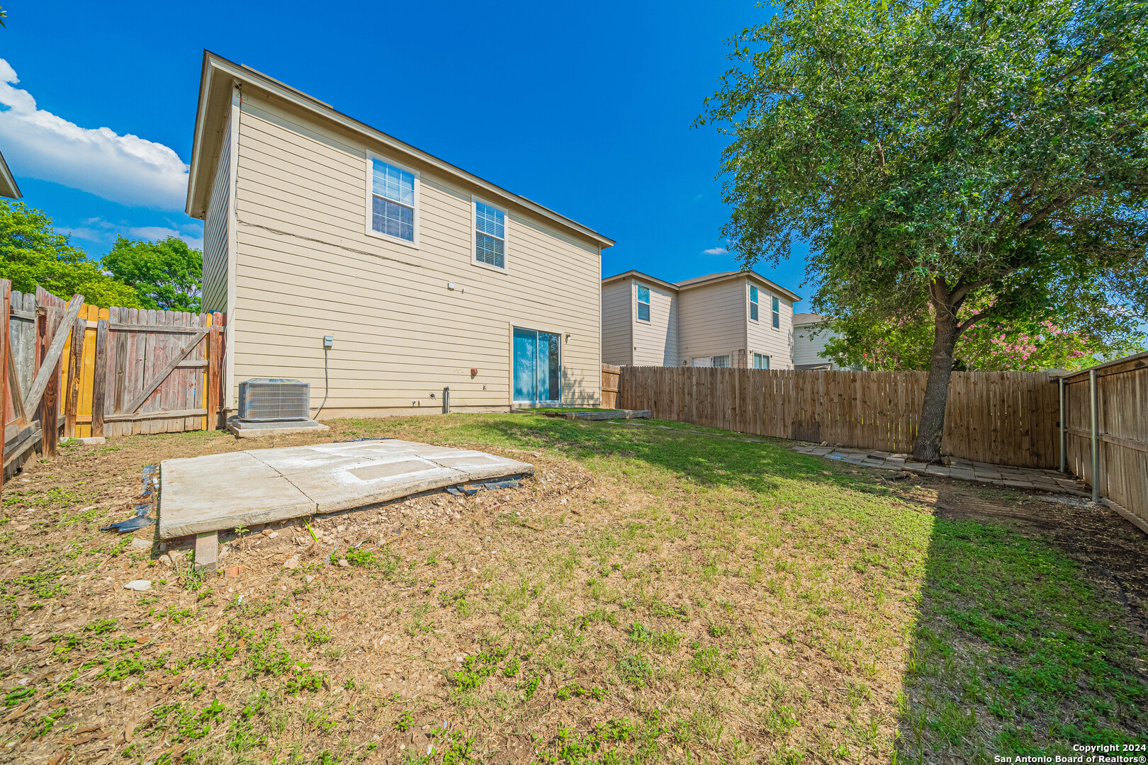 4611 ADKINS TRL