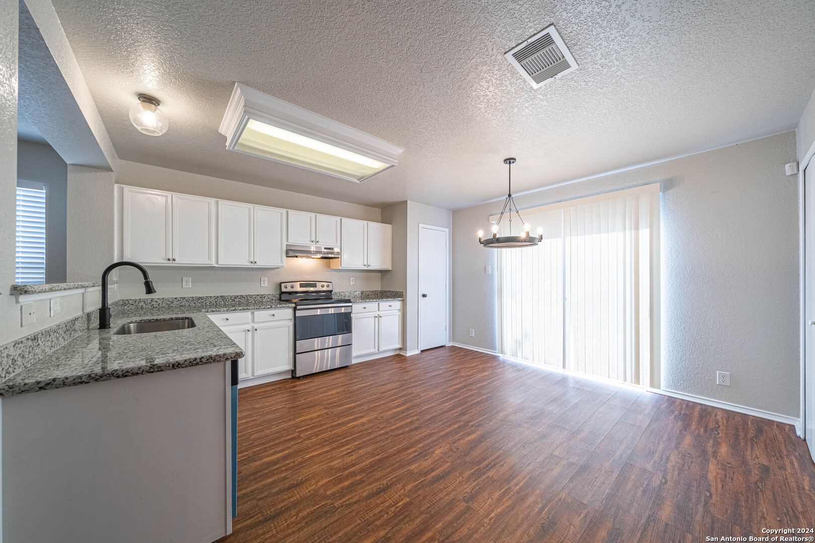 4611 ADKINS TRL