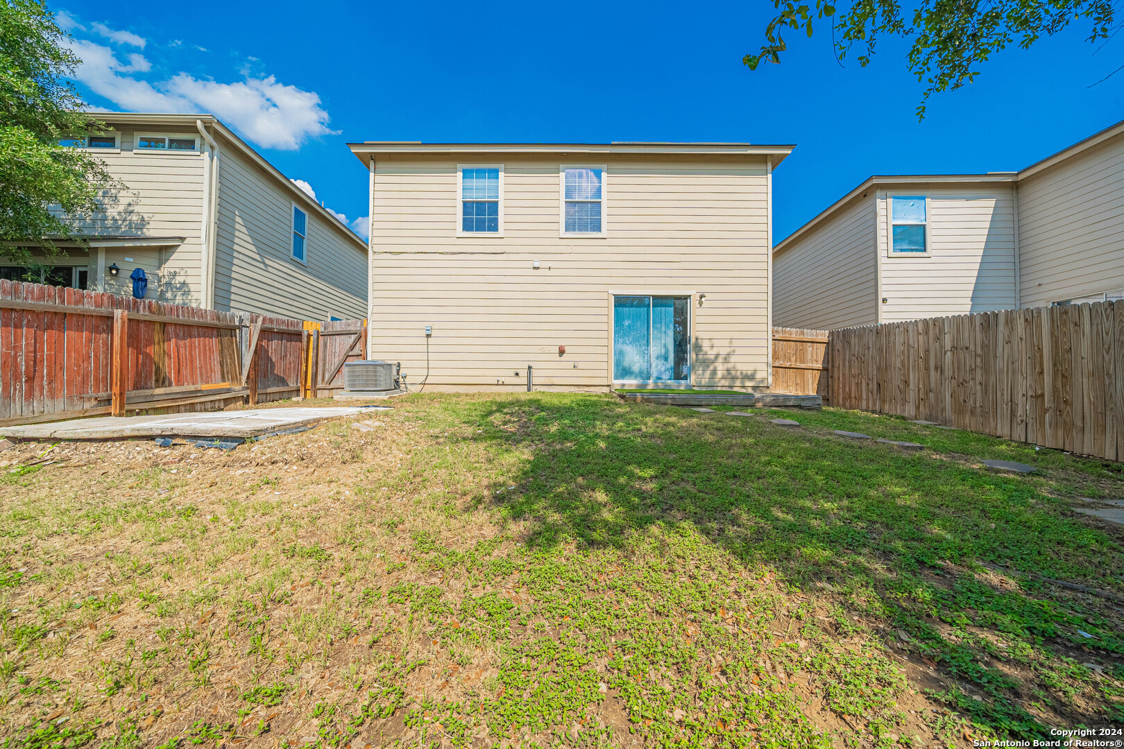 4611 ADKINS TRL