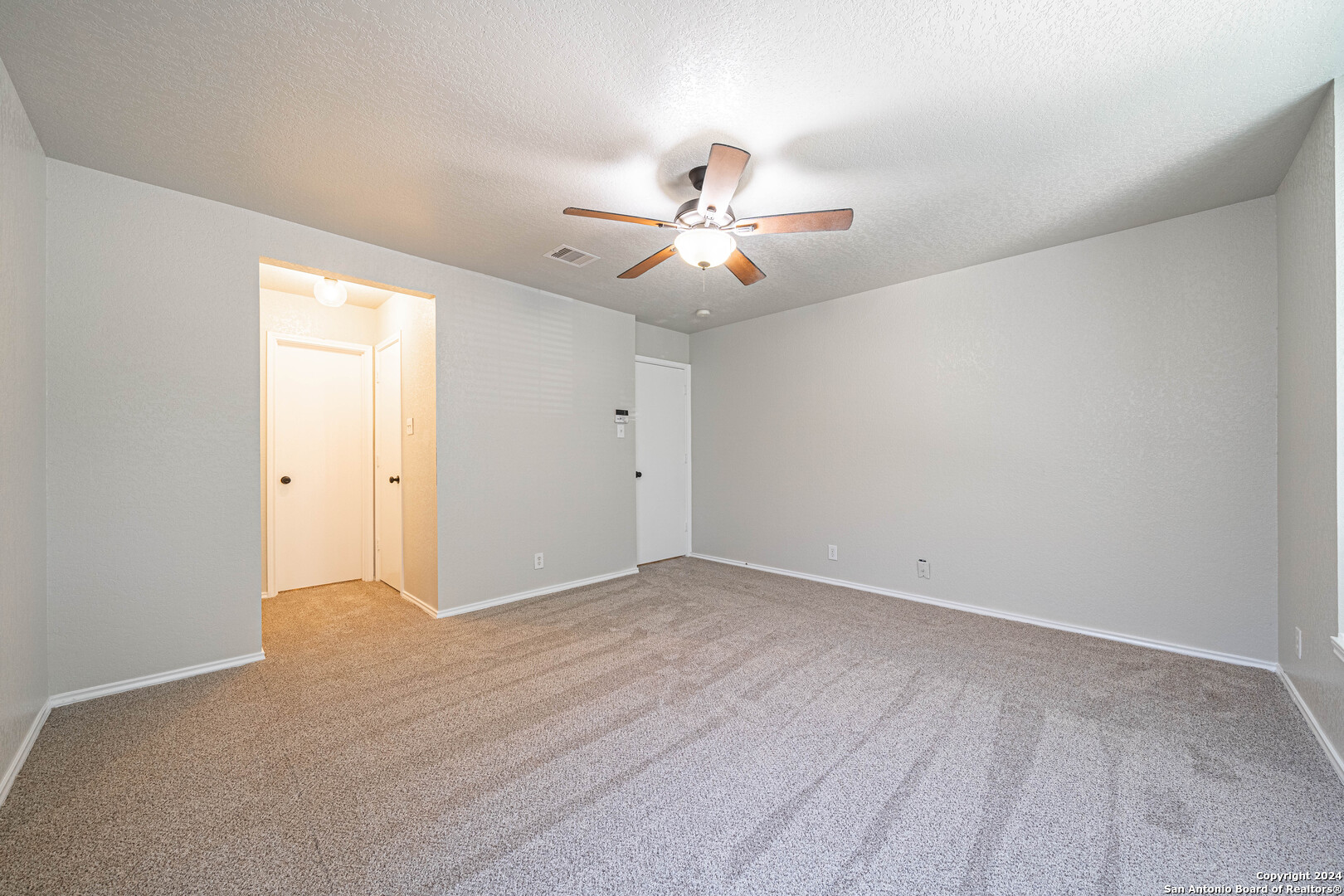 4611 ADKINS TRL