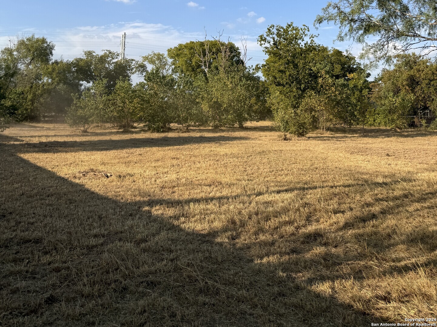1635 E. Chavaneaux Rd.