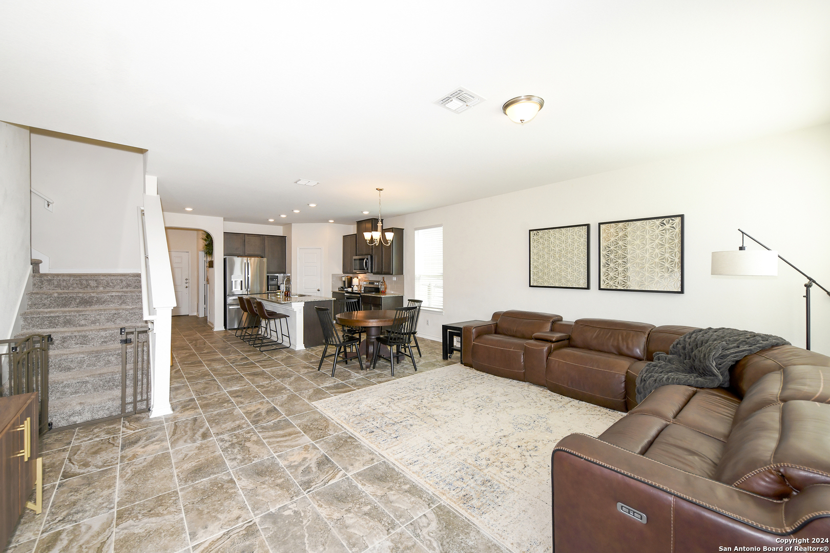 742 ANTHEM LN