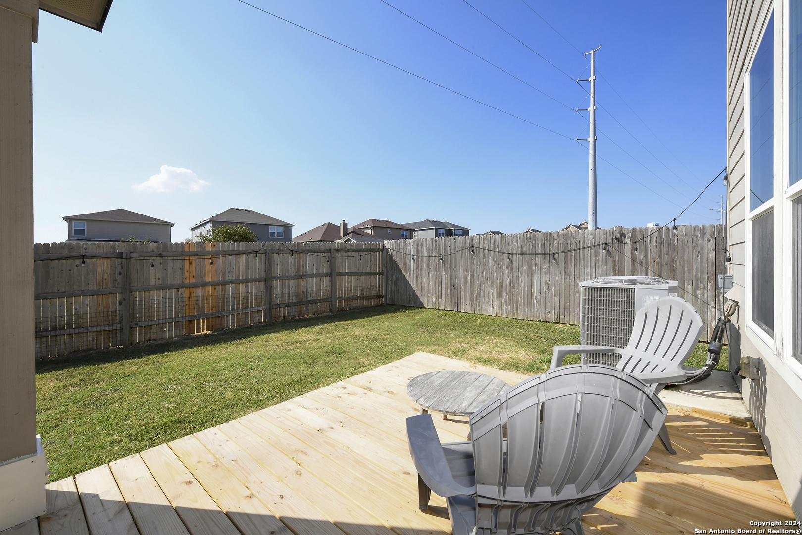 742 ANTHEM LN
