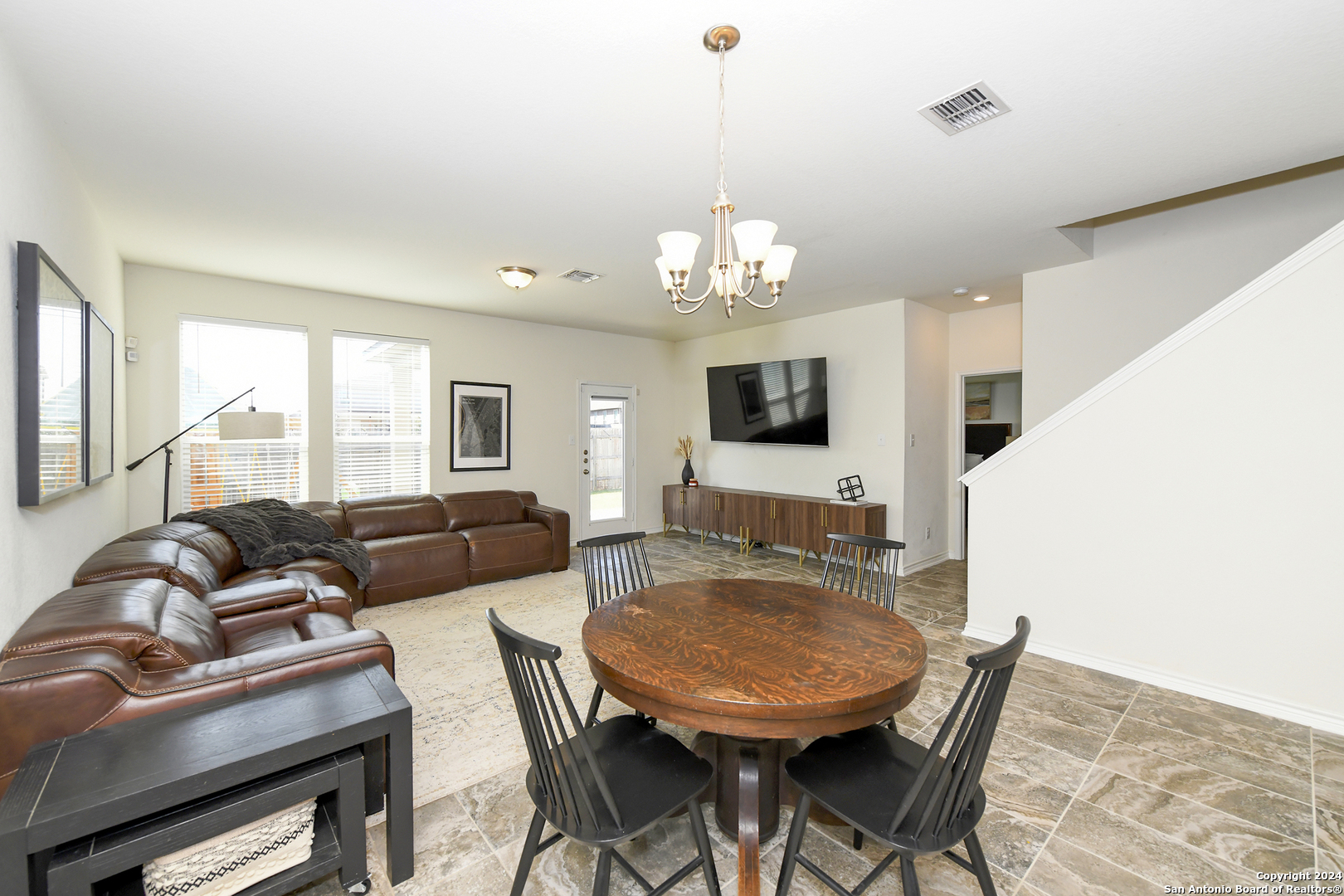 742 ANTHEM LN