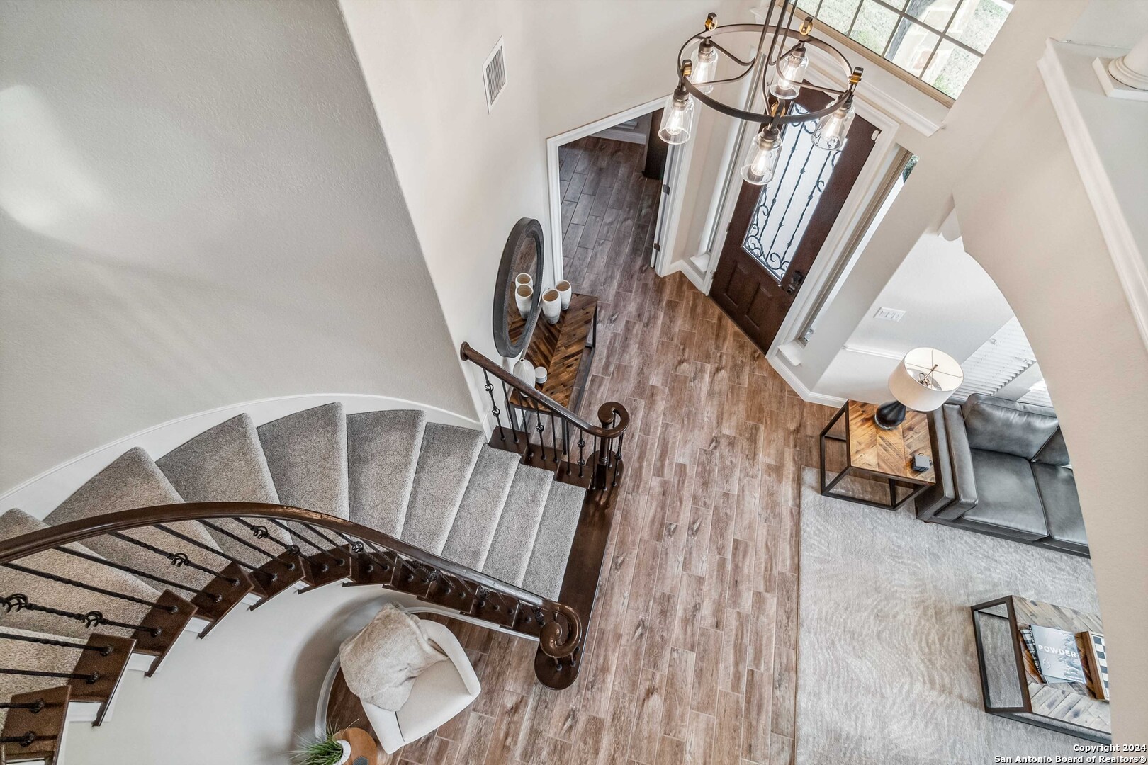 221 ALLEMANIA DR