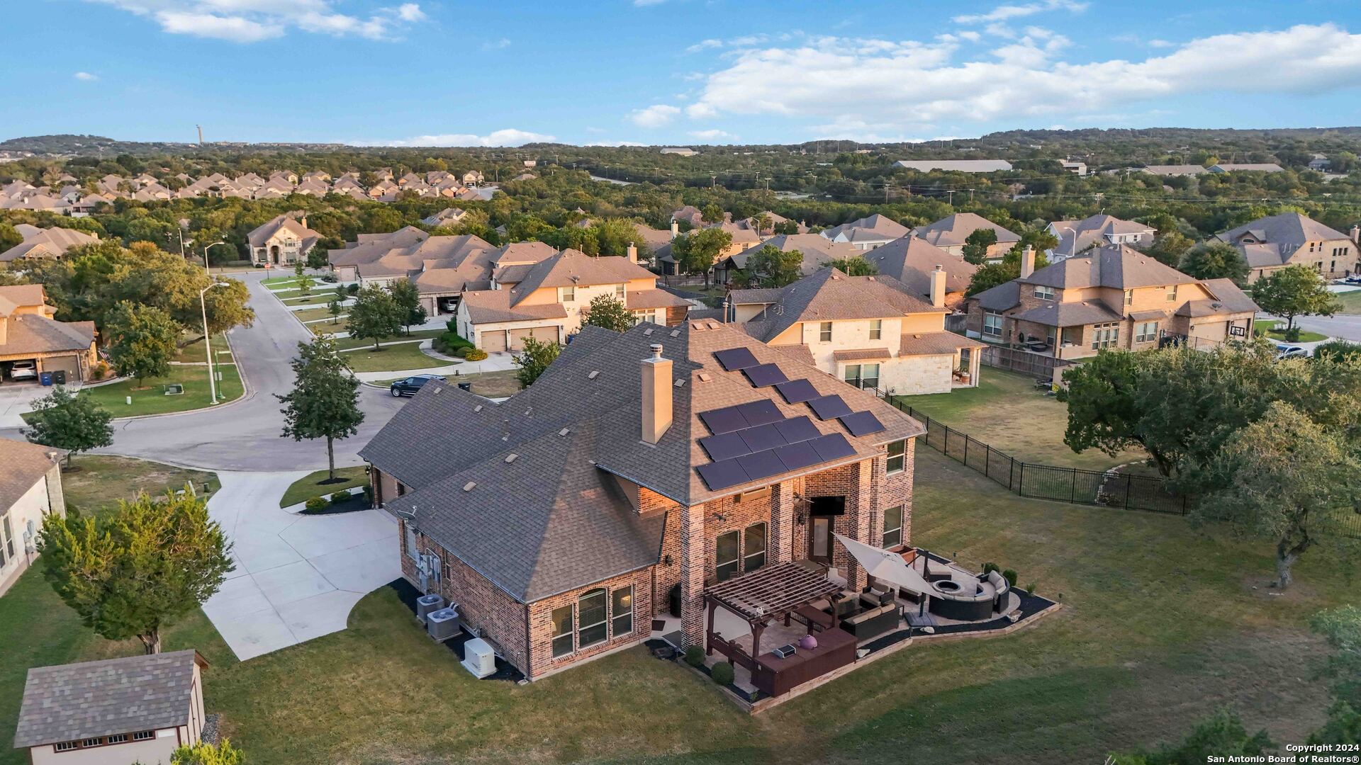 221 ALLEMANIA DR