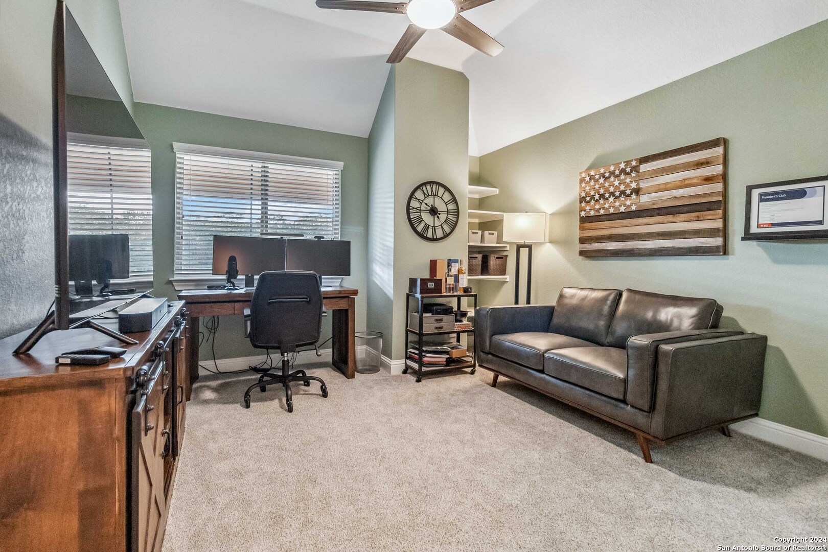 221 ALLEMANIA DR