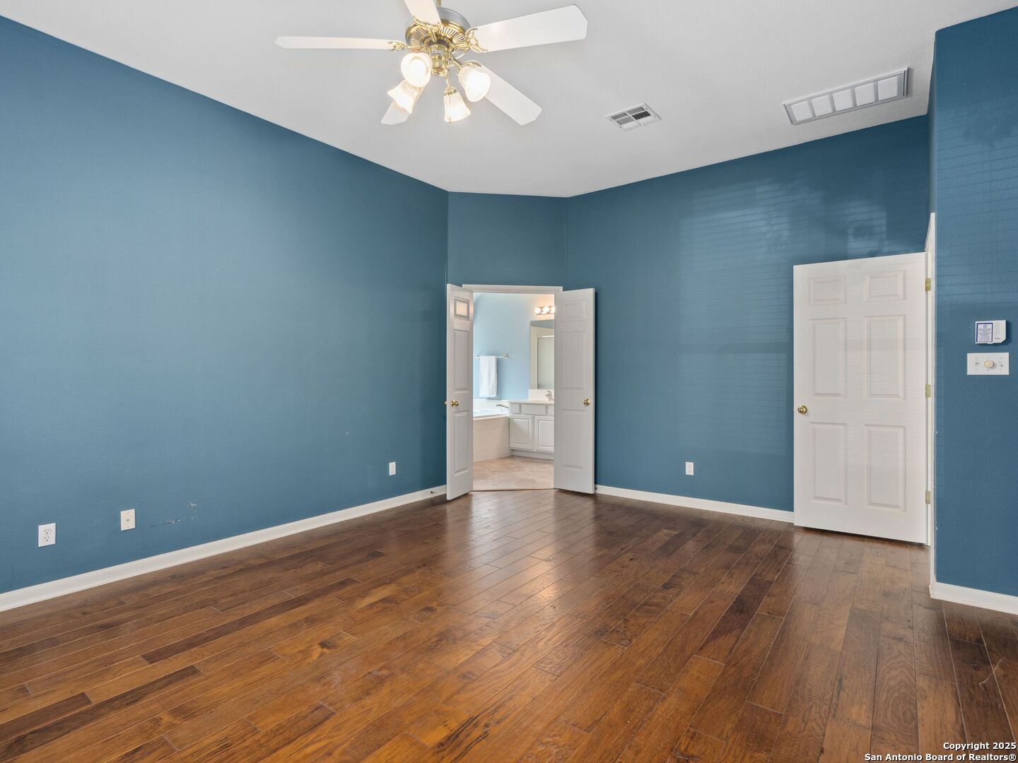 111 Antler Cir