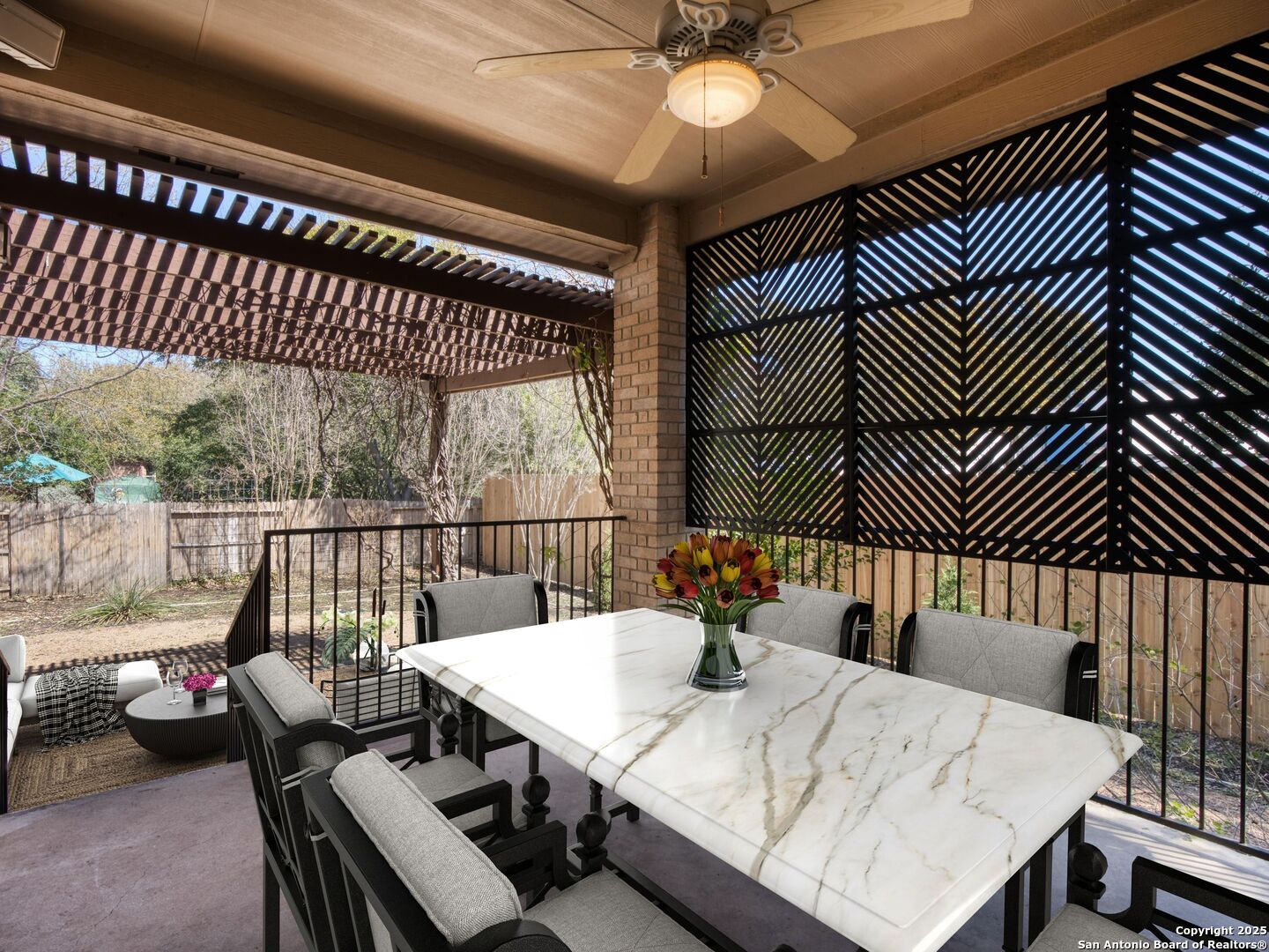 111 Antler Cir