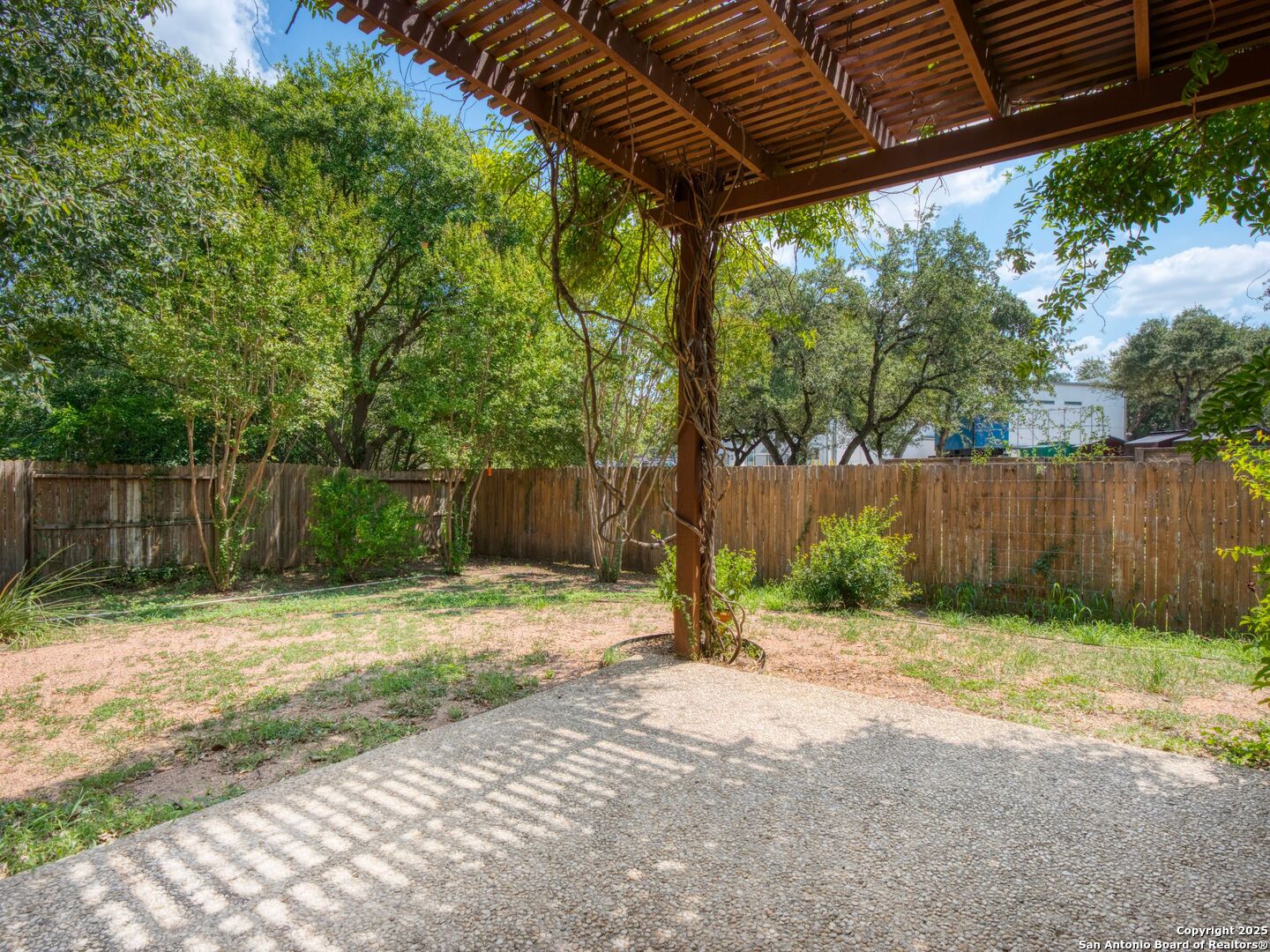 111 Antler Cir