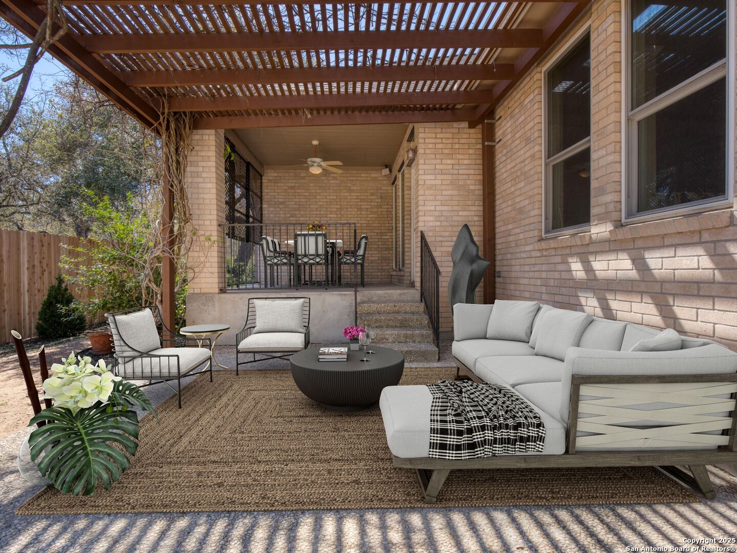 111 Antler Cir