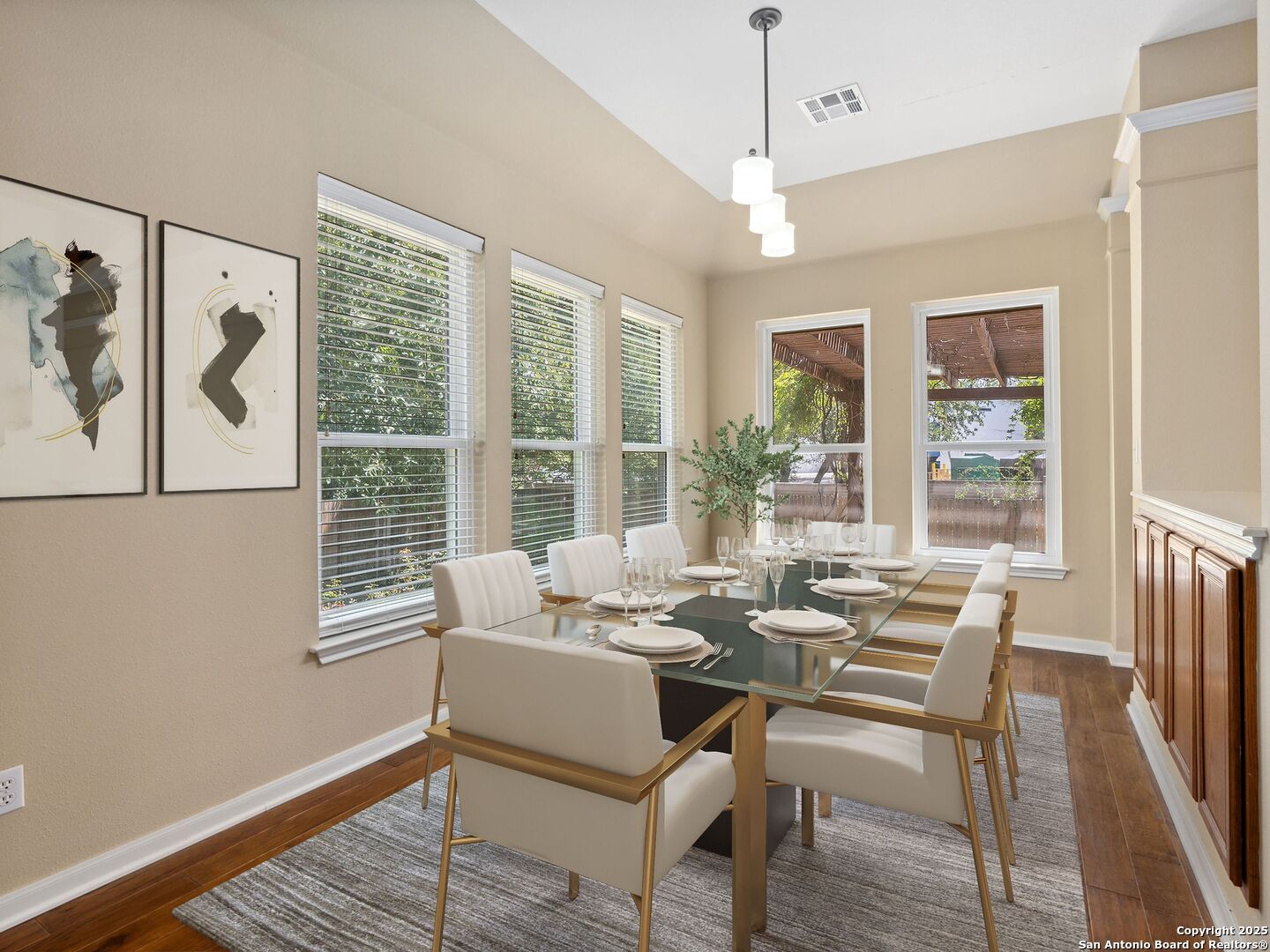 111 Antler Cir
