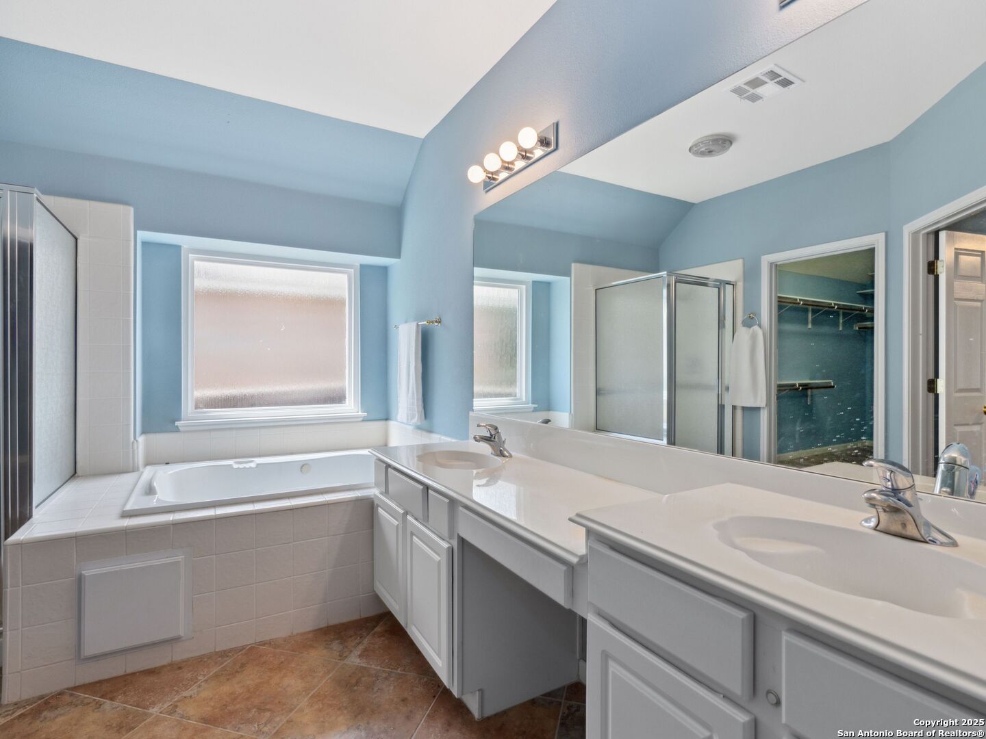 111 Antler Cir