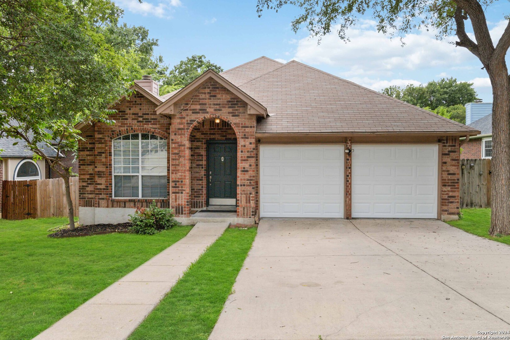 1104 DRAYTON