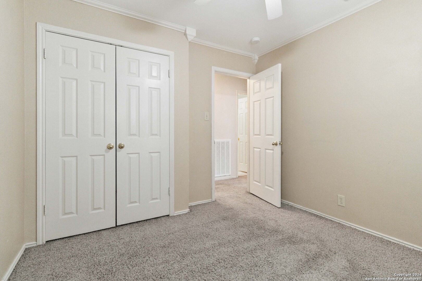 1104 DRAYTON