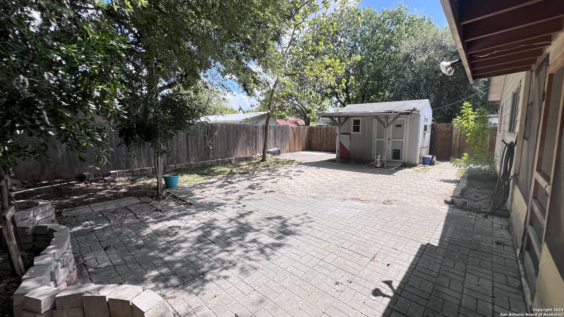 530 PARK FIELD DR