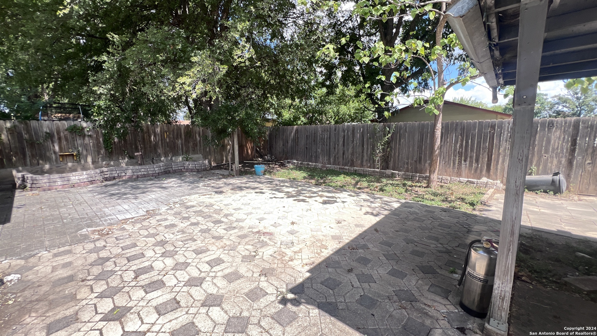 530 PARK FIELD DR