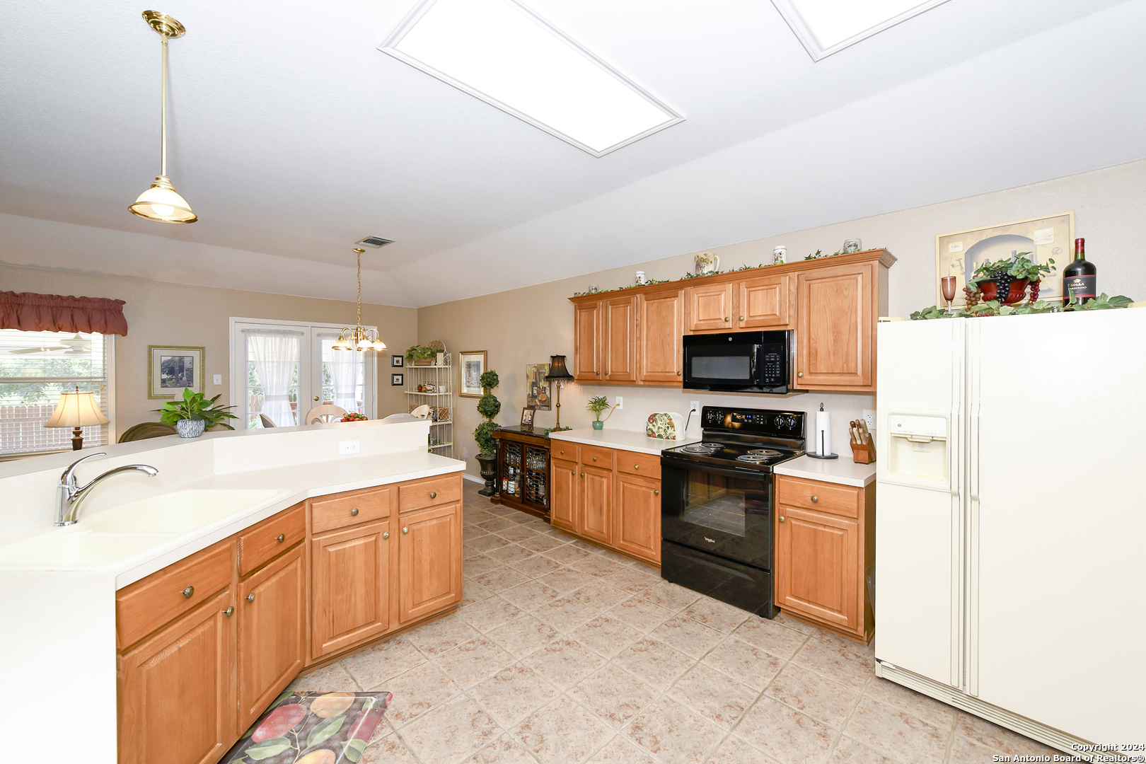 2614 MONTEBELLO