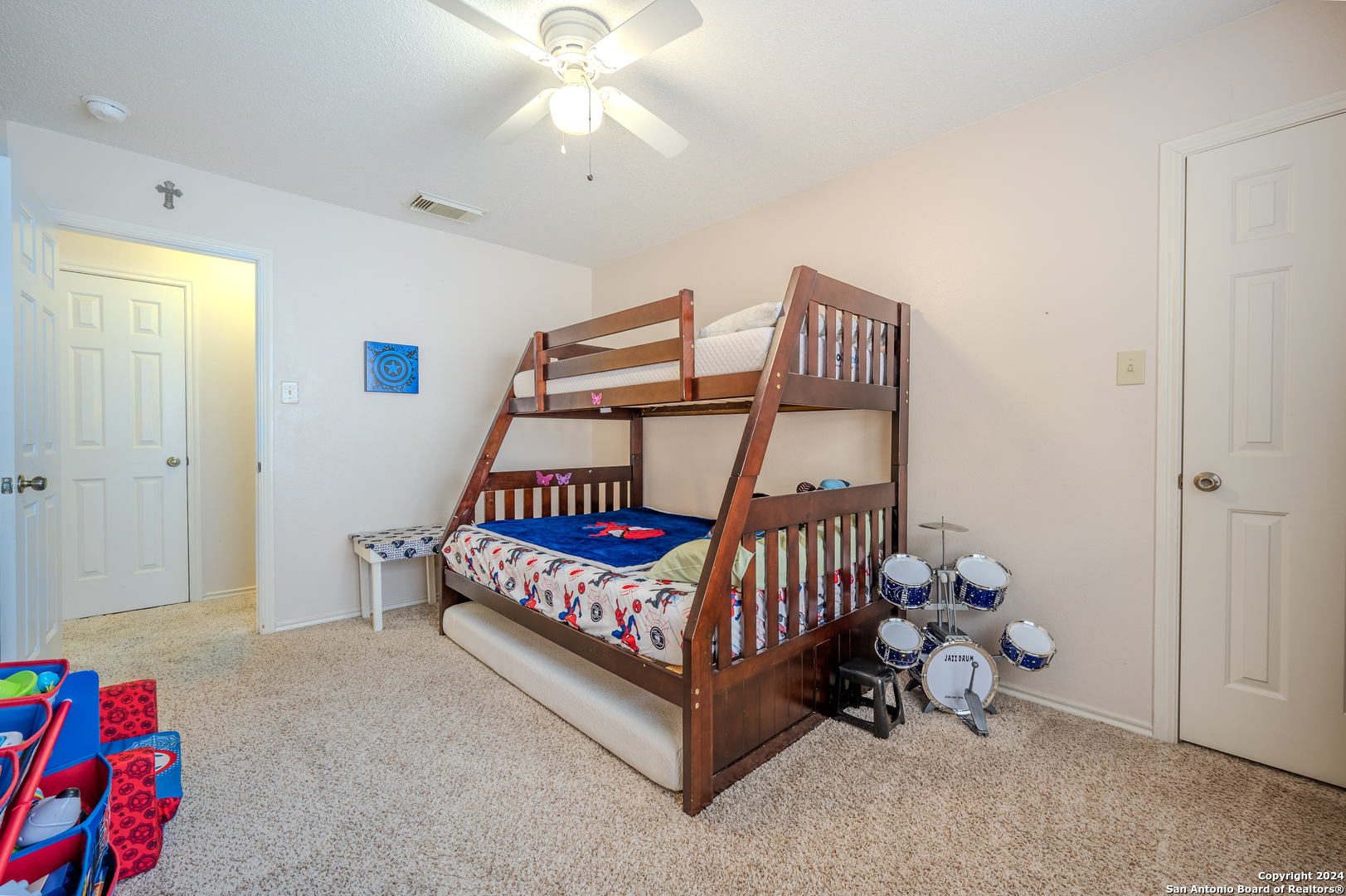 16039 WALNUT CREEK DR