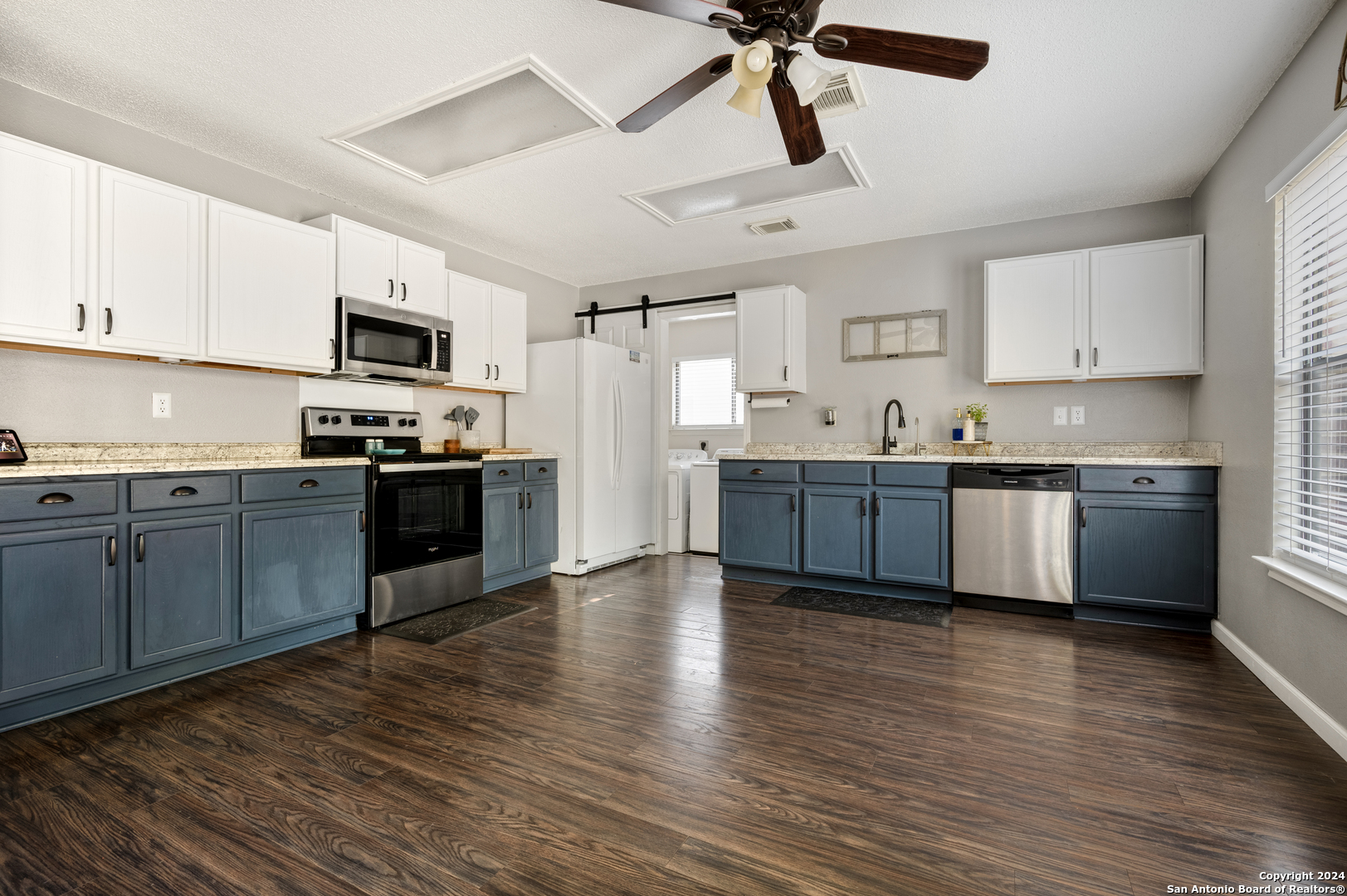 16039 WALNUT CREEK DR