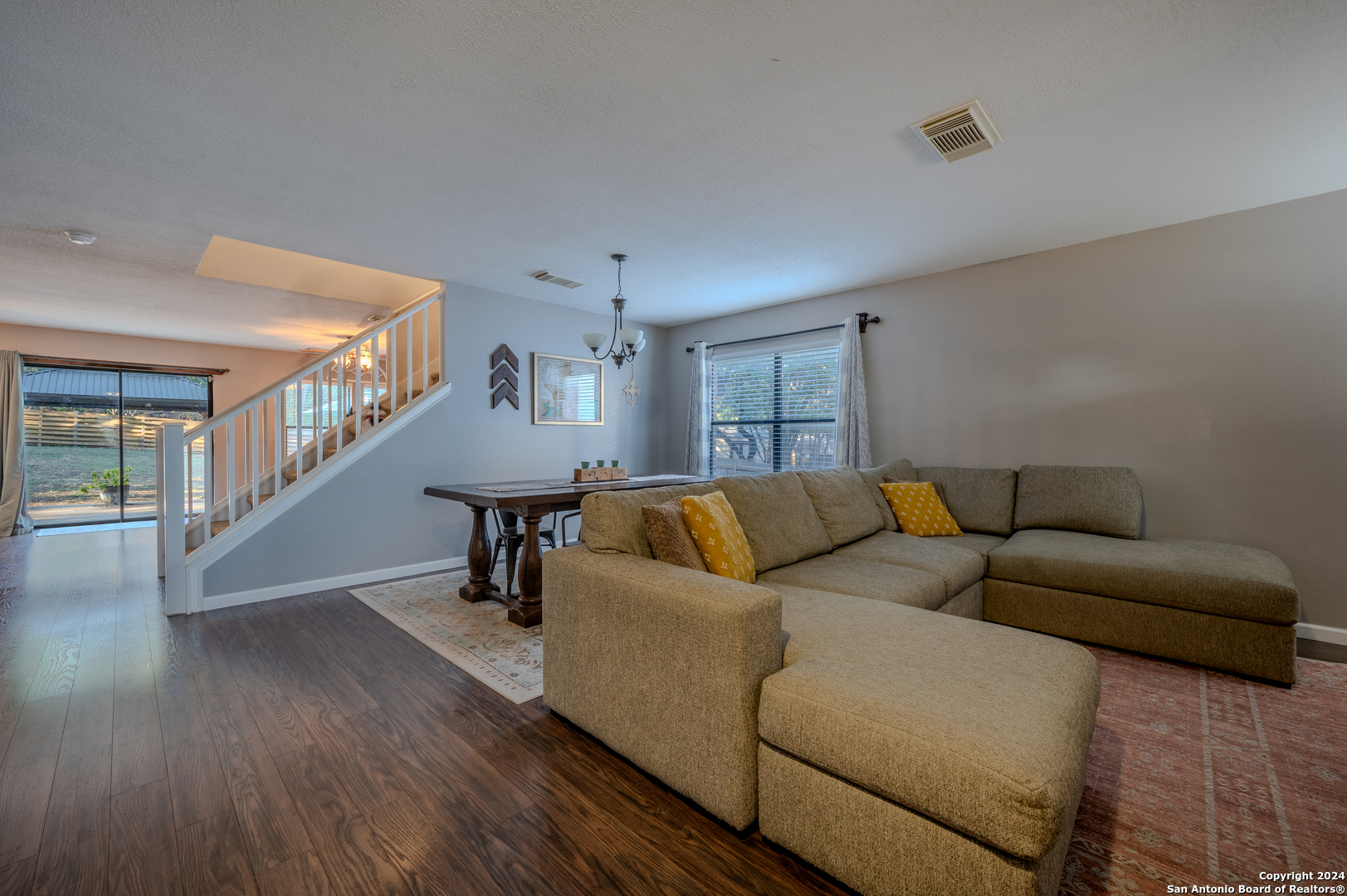 16039 WALNUT CREEK DR