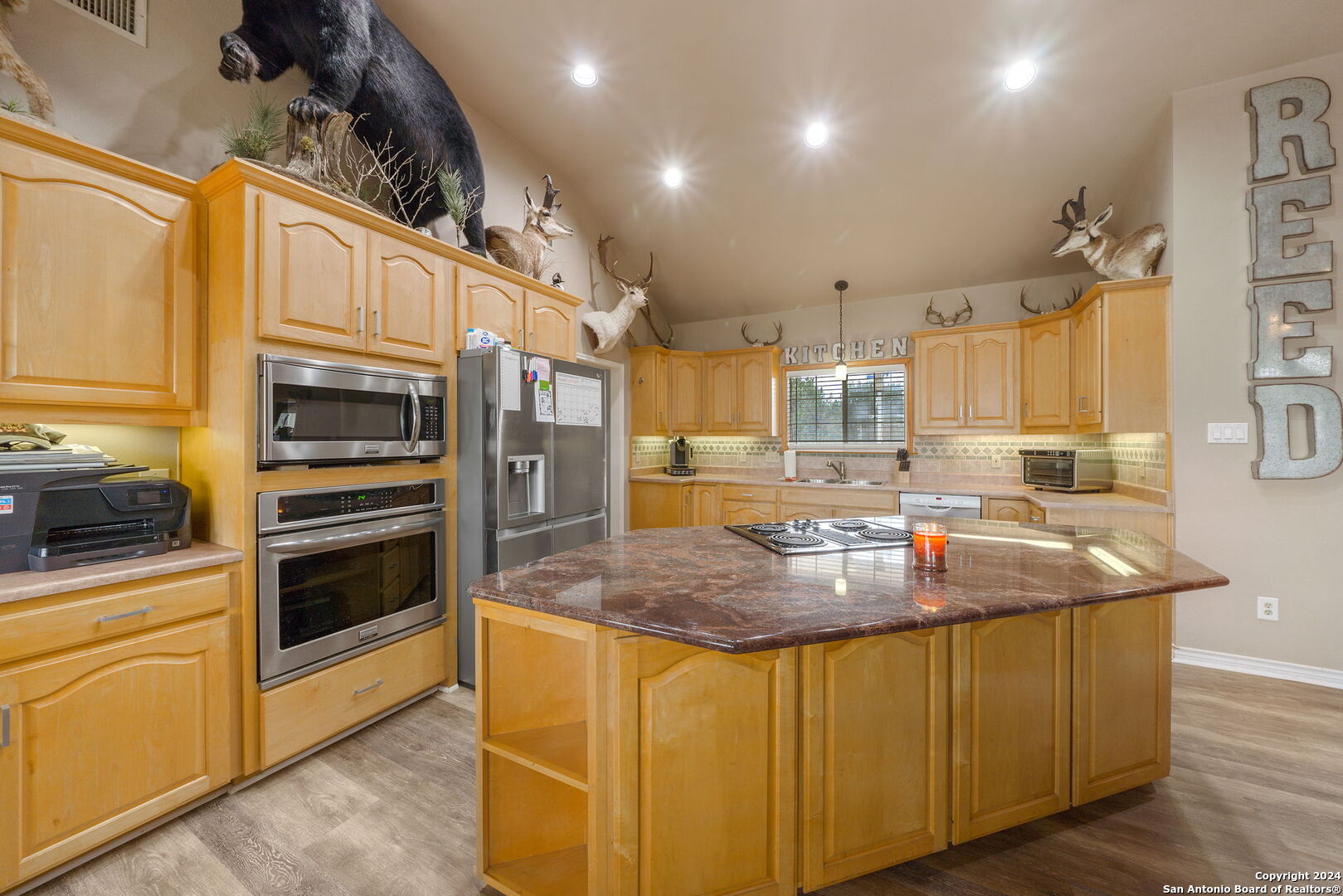 128 Stonegate South