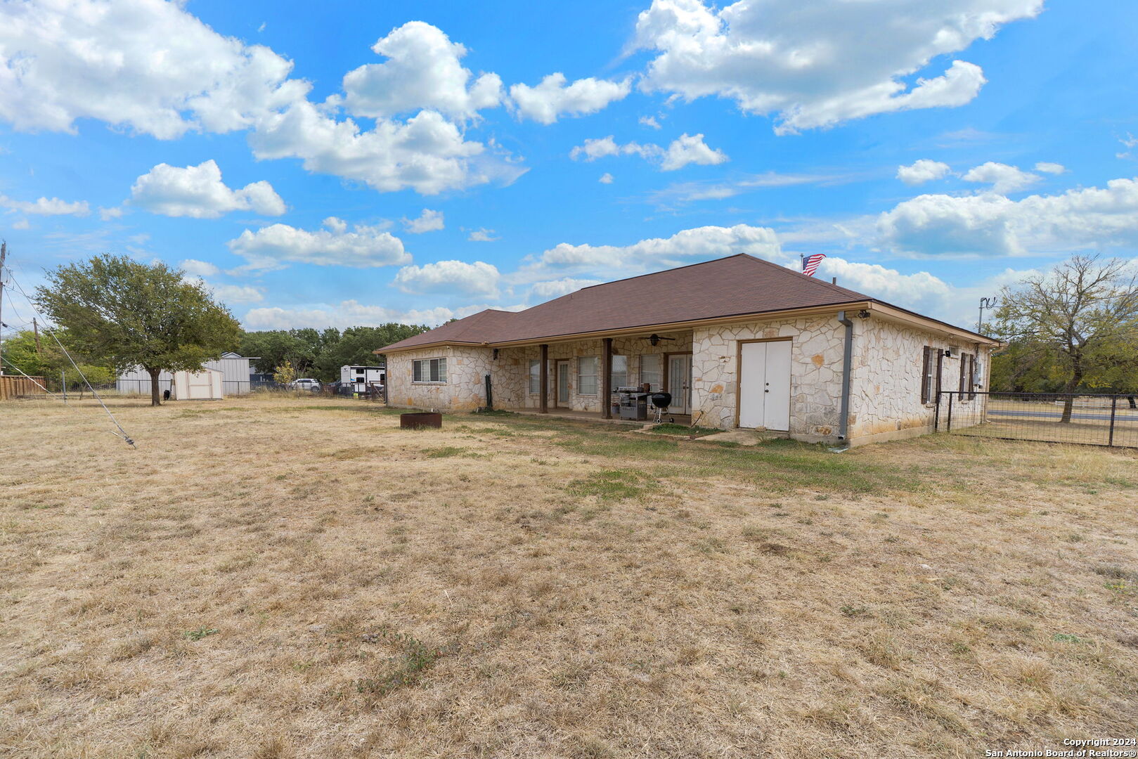 128 Stonegate South