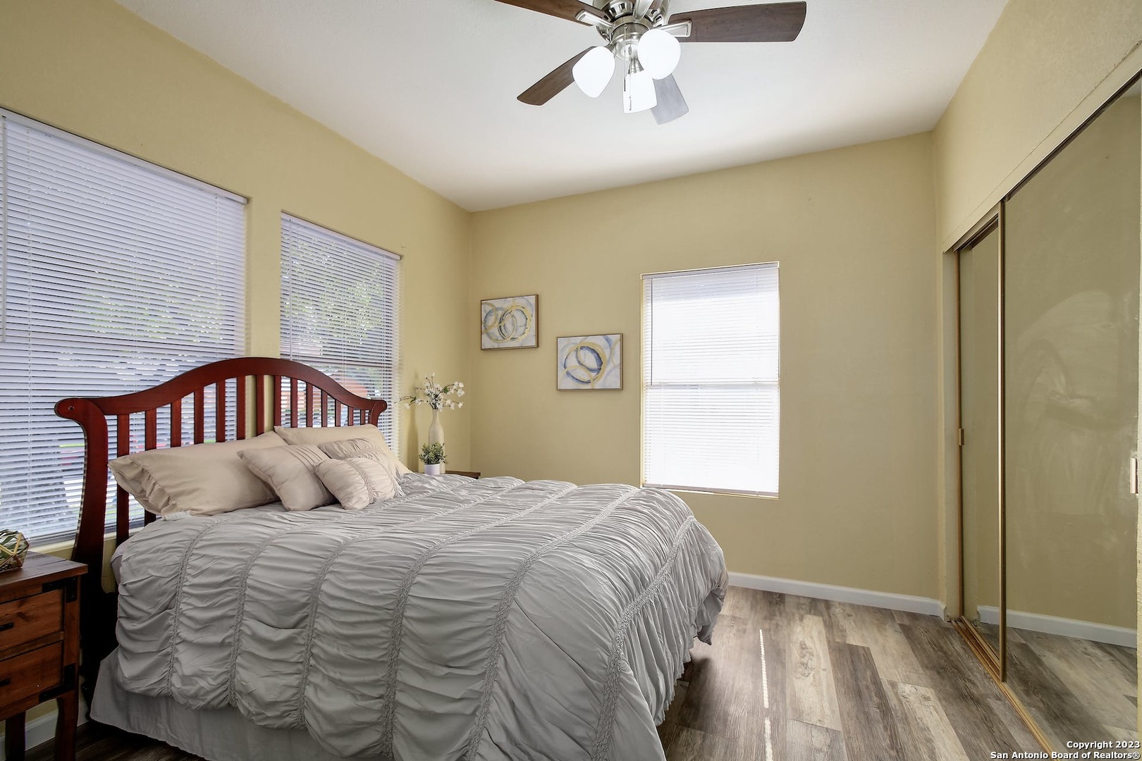 1618 SANTA MONICA ST