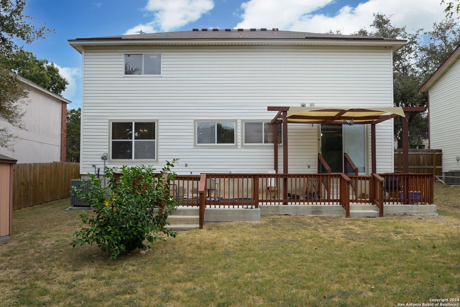 7724 Wood Bluff