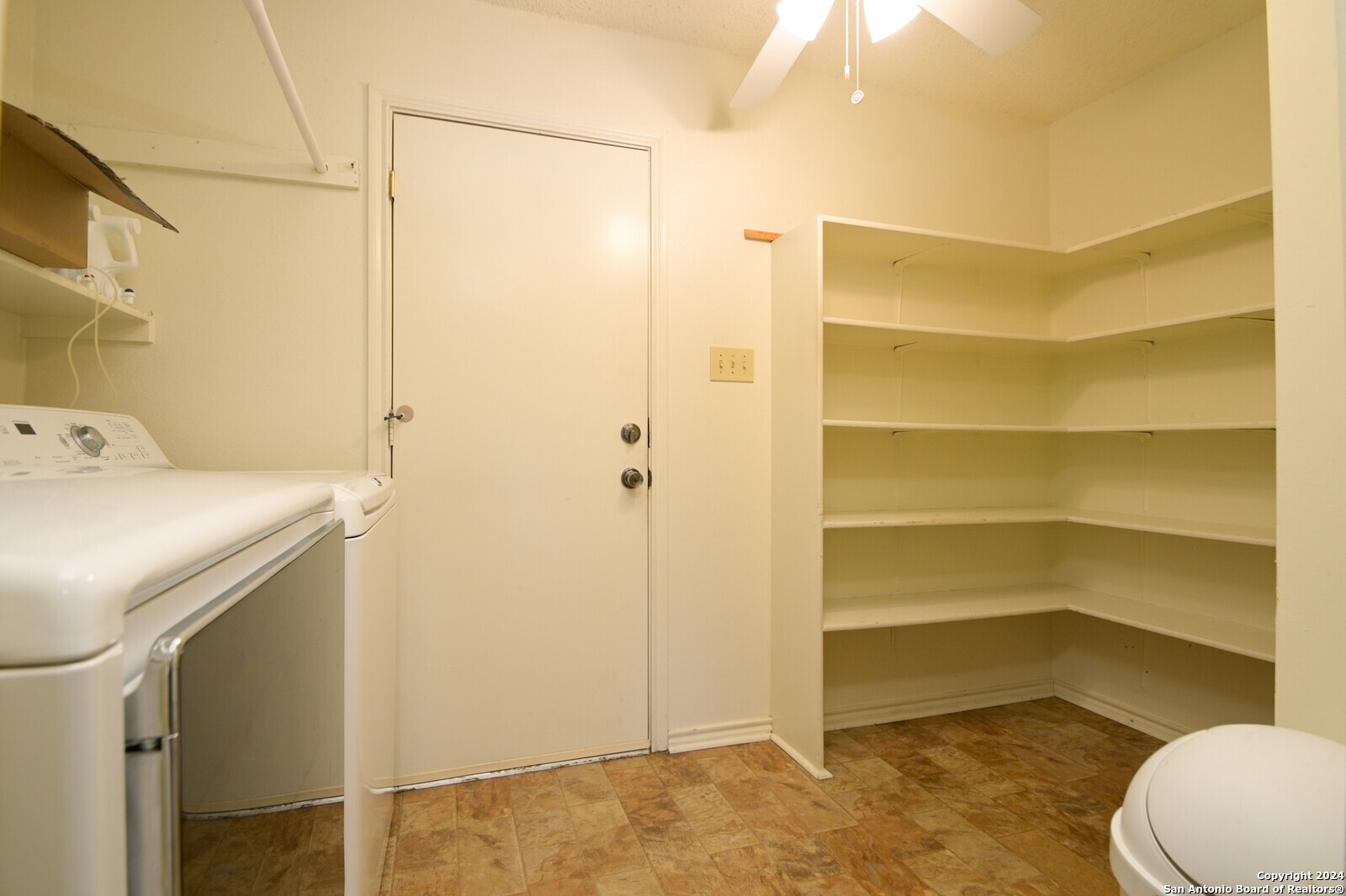 7724 Wood Bluff