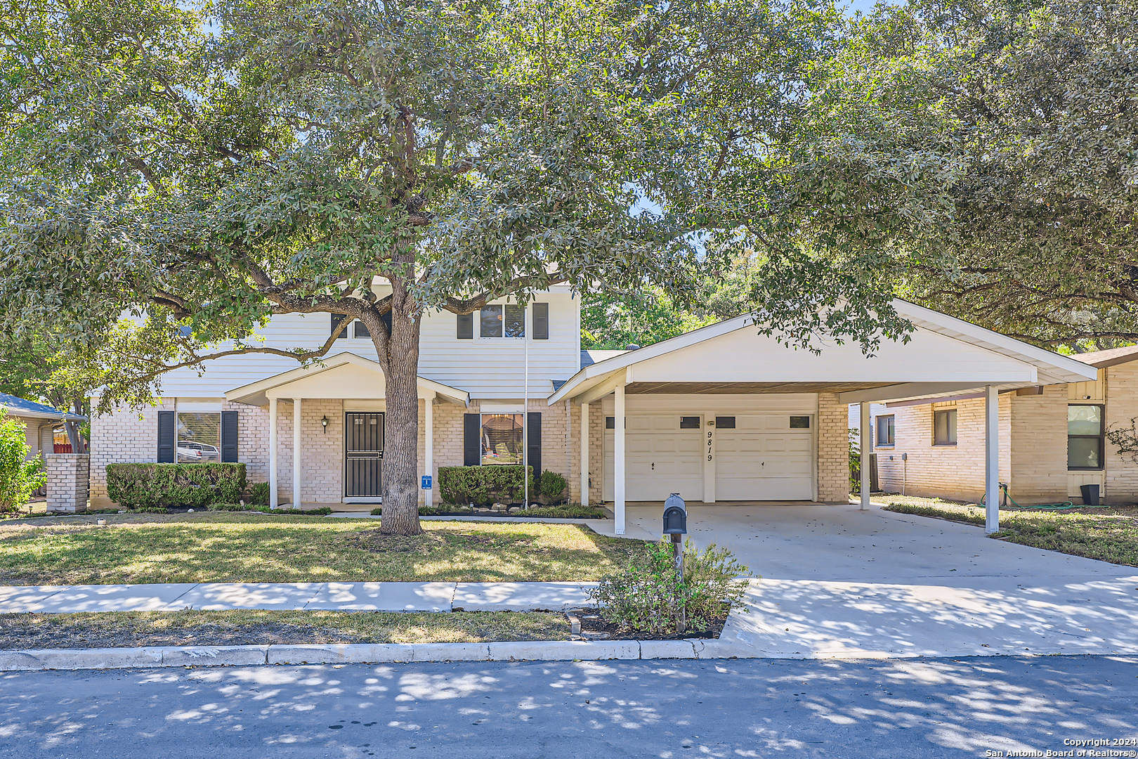 9819 Gemini Dr