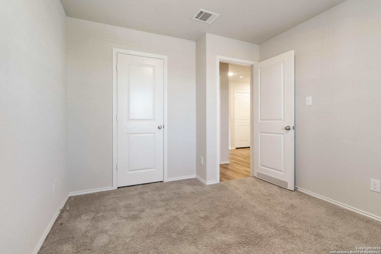 5618 TEMPEST CT