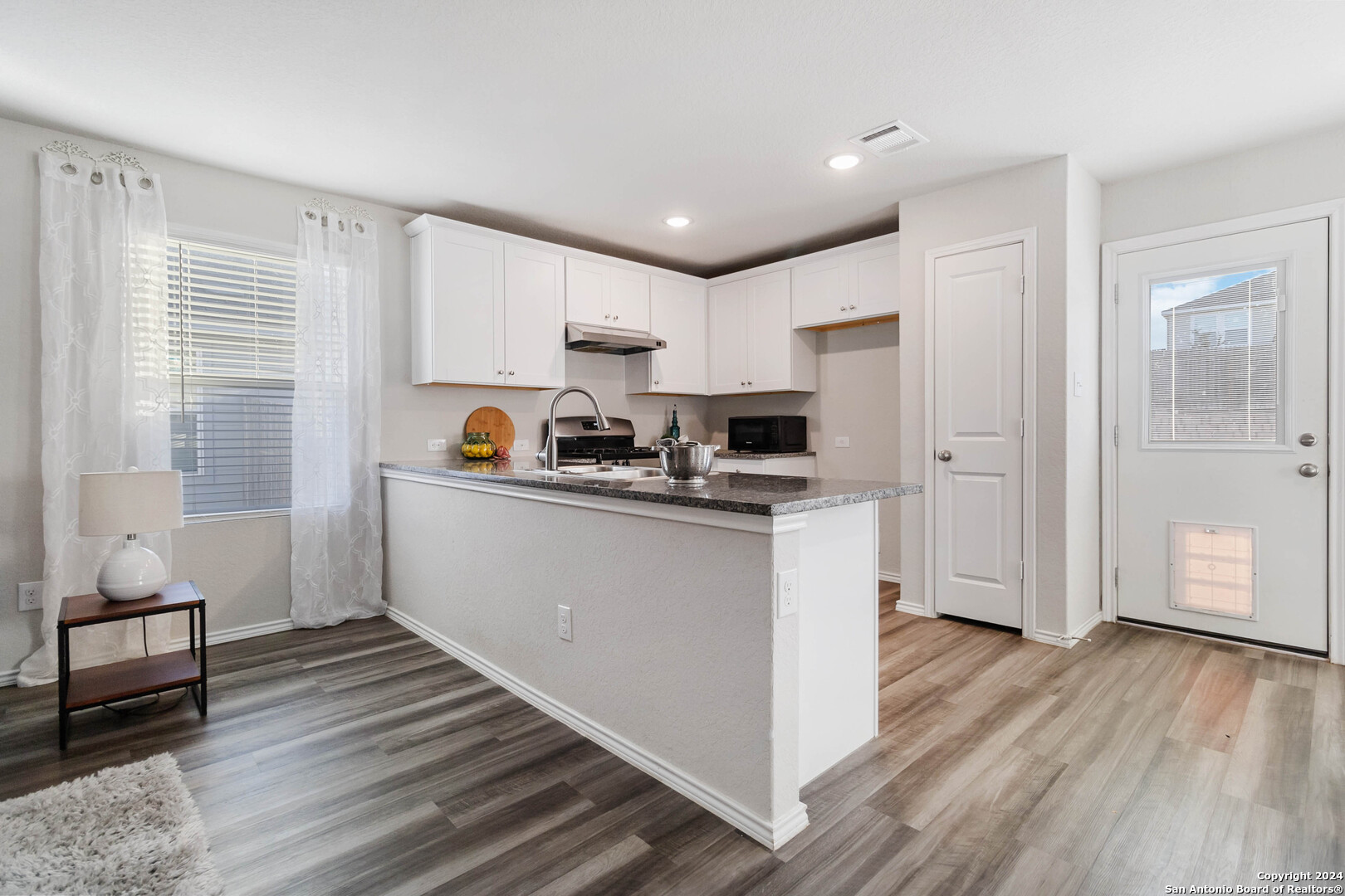 5618 TEMPEST CT
