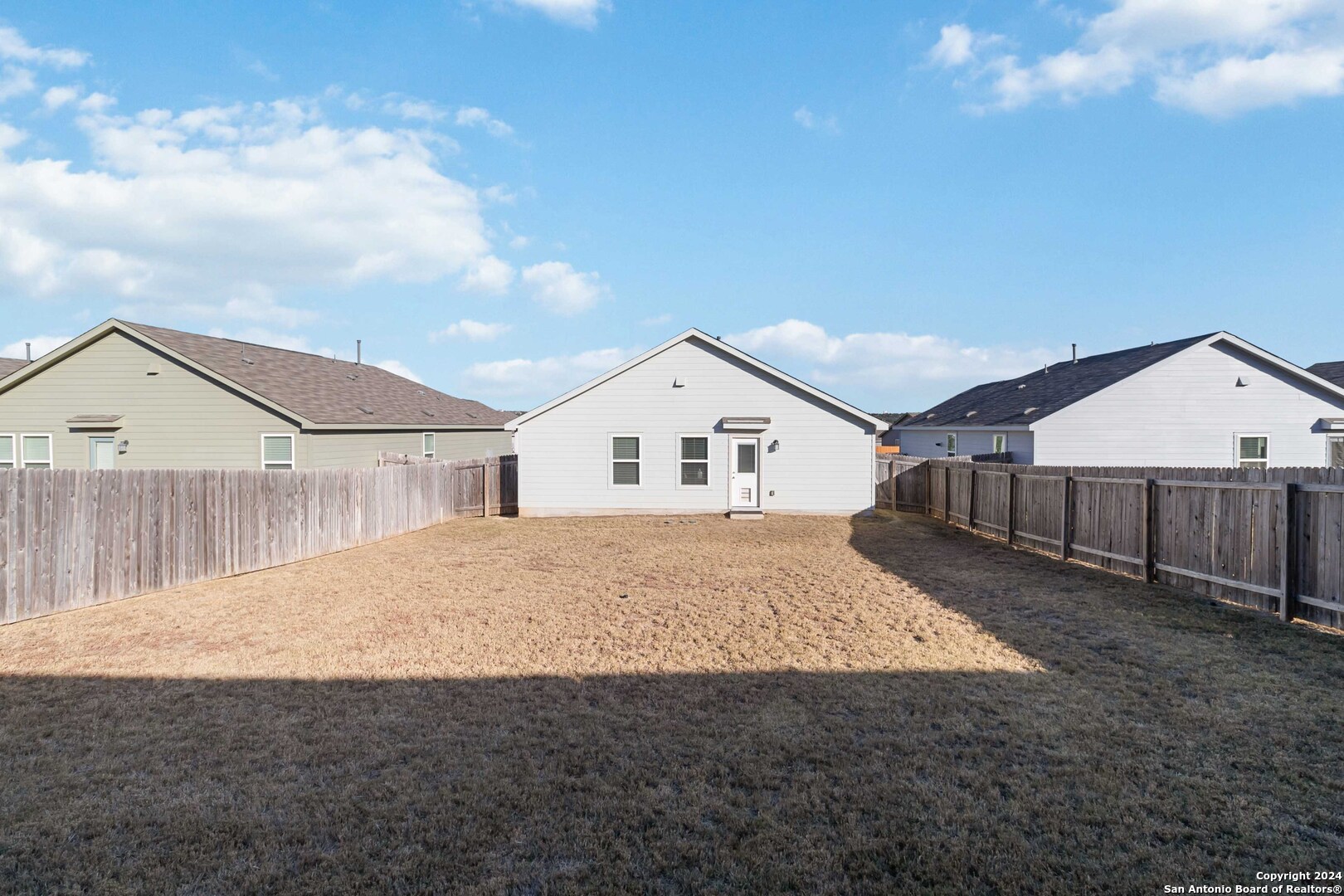 5618 TEMPEST CT
