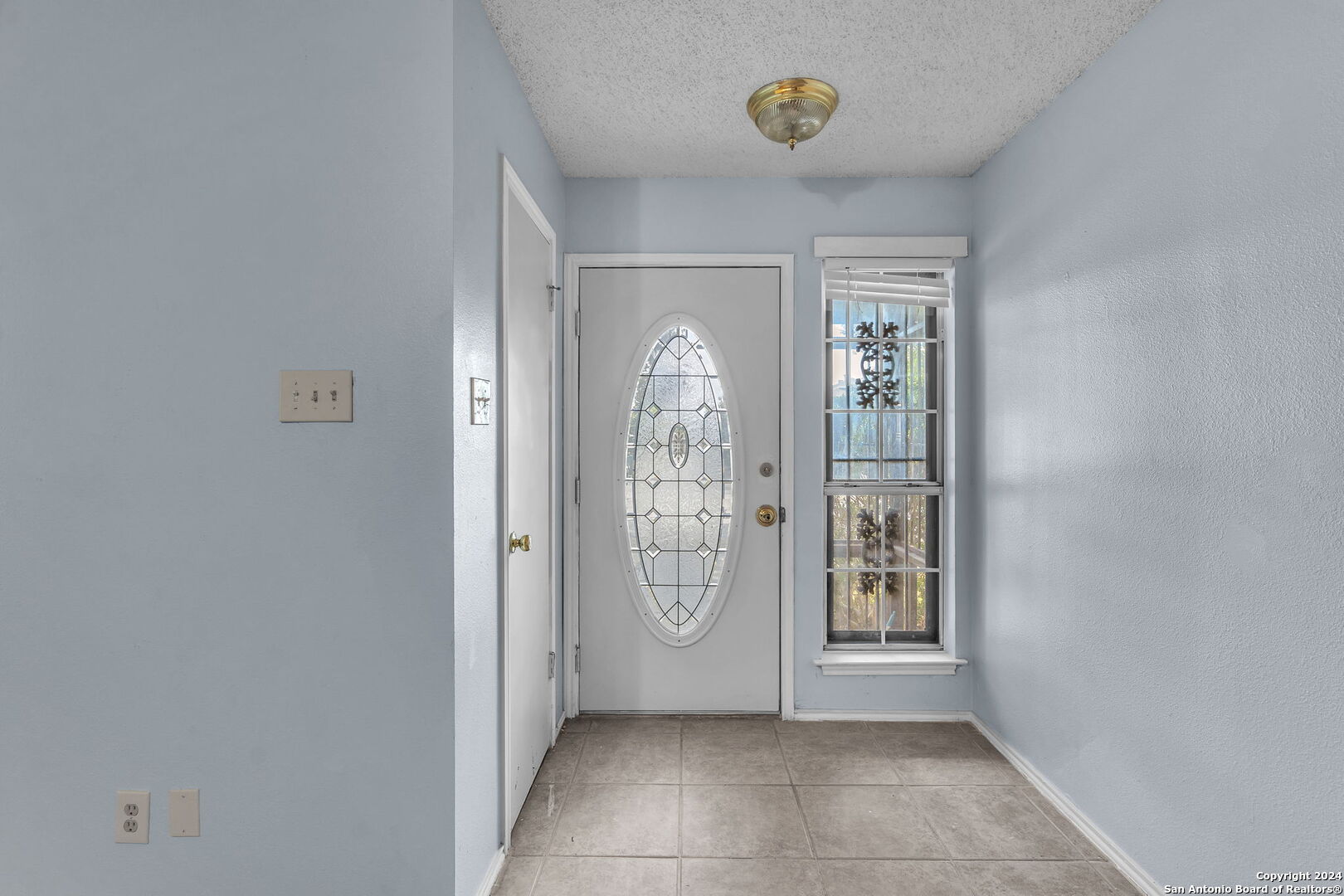 806 MEADOW ARBOR LN