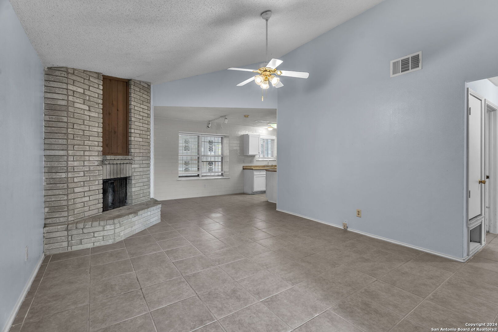806 MEADOW ARBOR LN