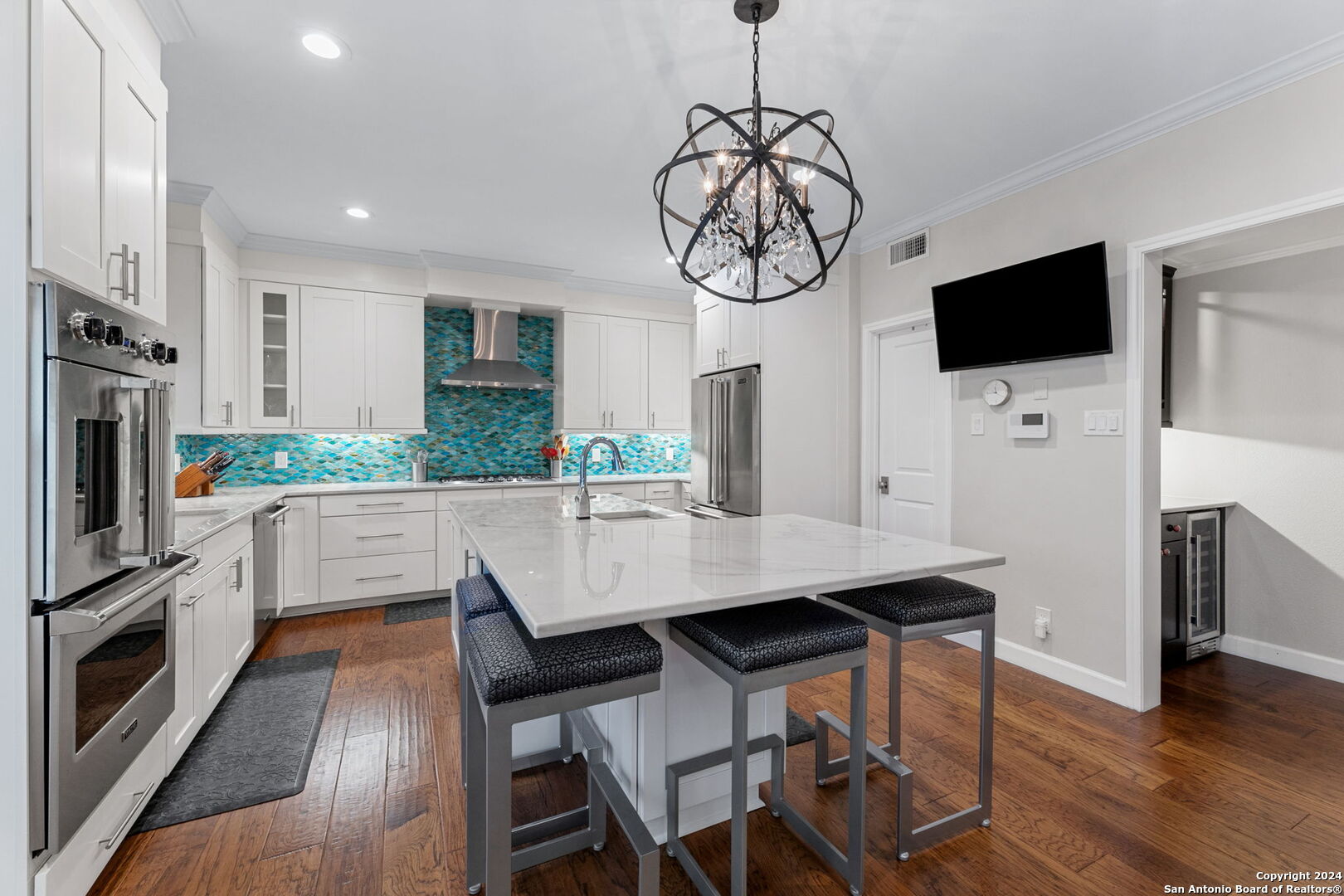 7731 BROADWAY Unit: 114C