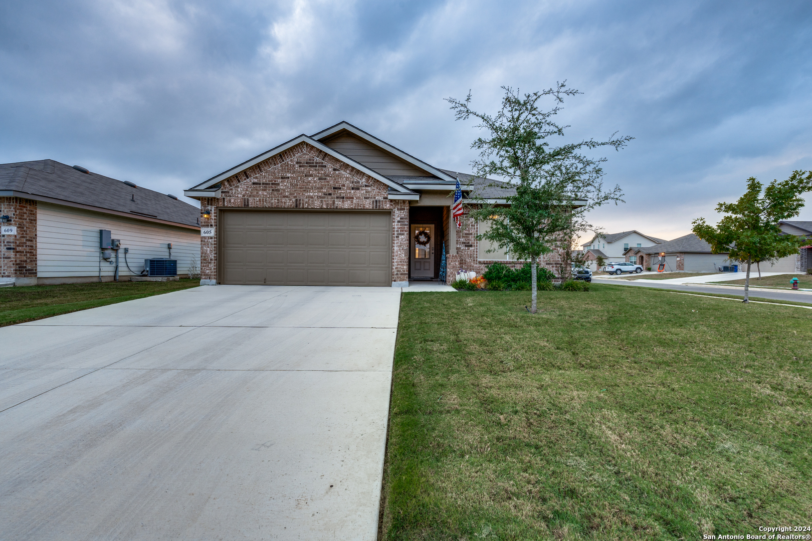 605 Great Plains