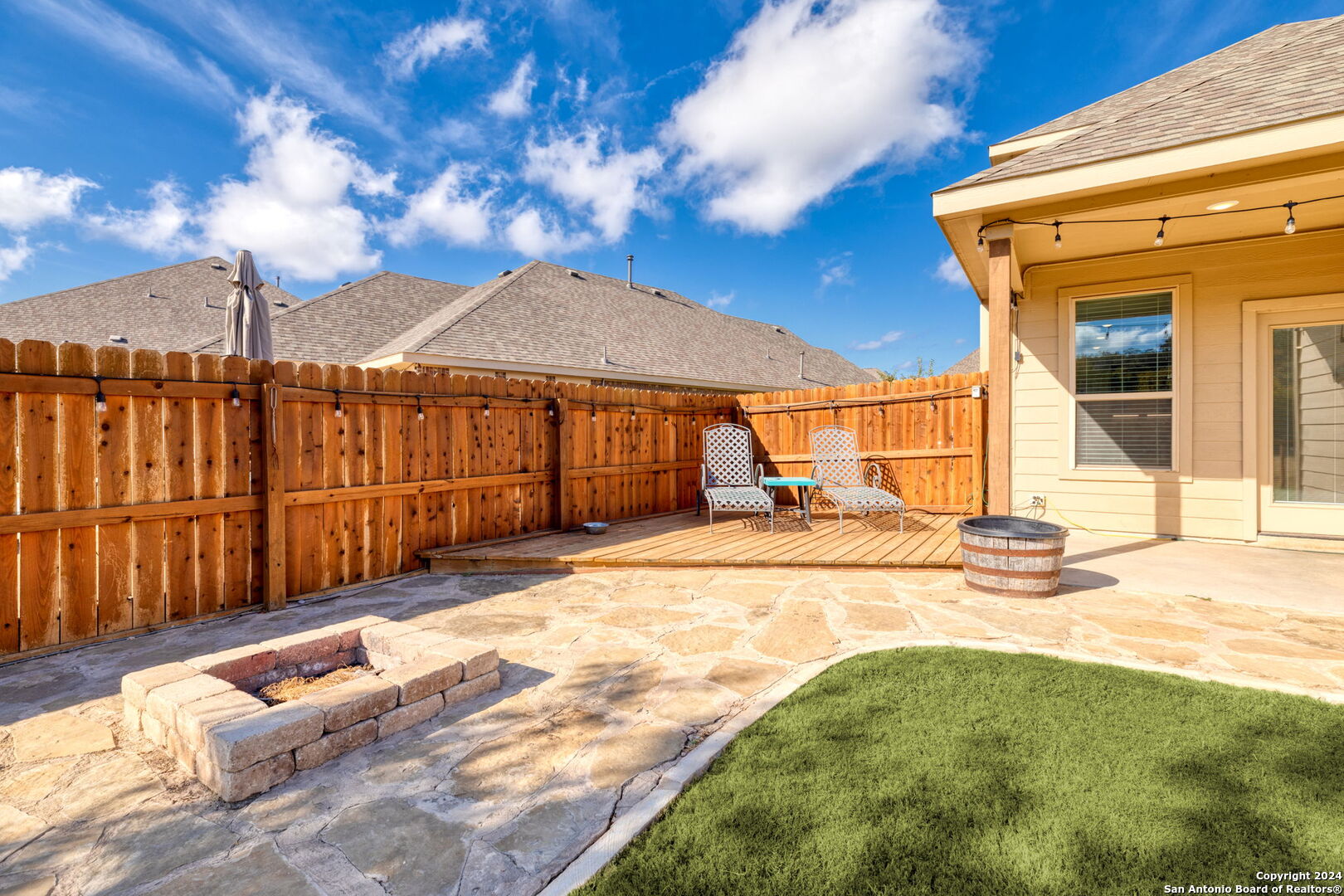 219 PARKVIEW TER