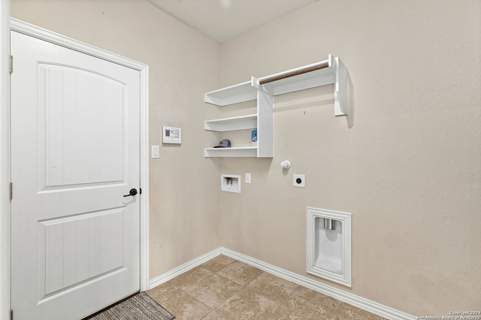 219 PARKVIEW TER