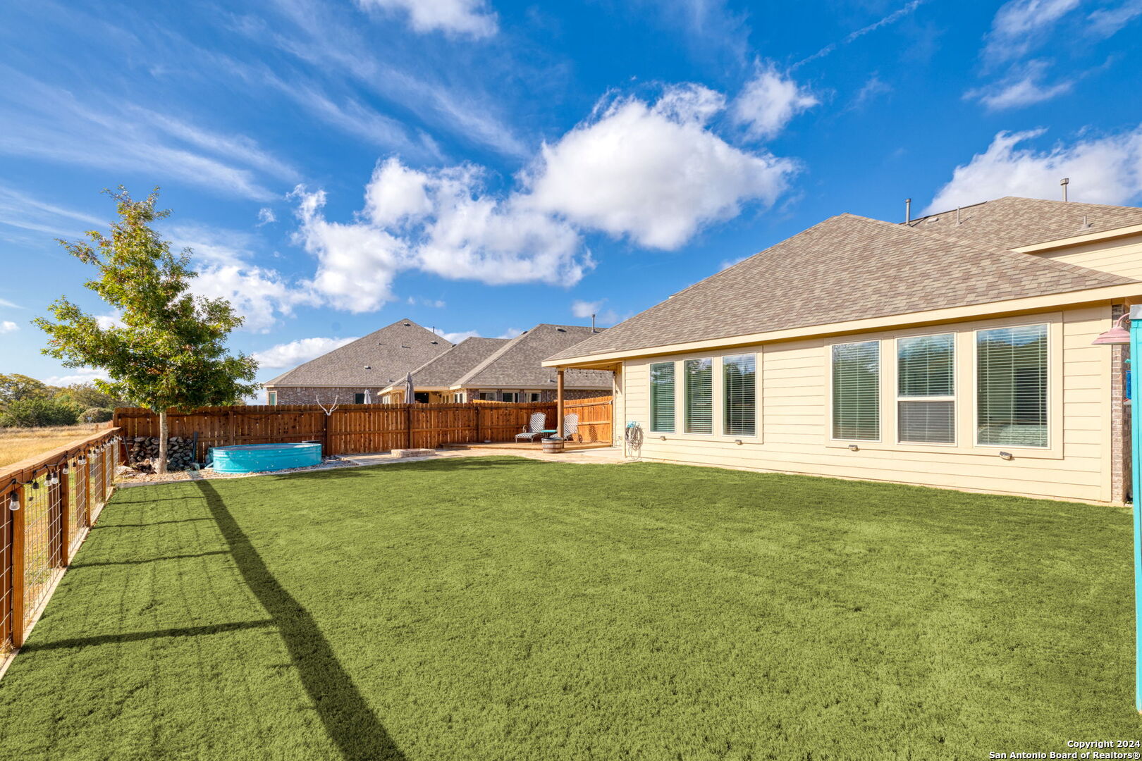 219 PARKVIEW TER