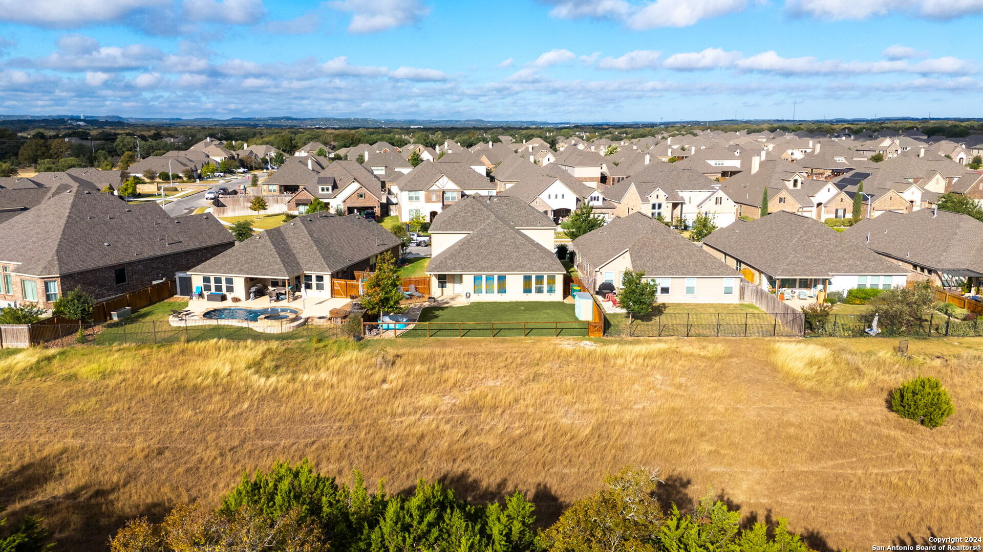 219 PARKVIEW TER