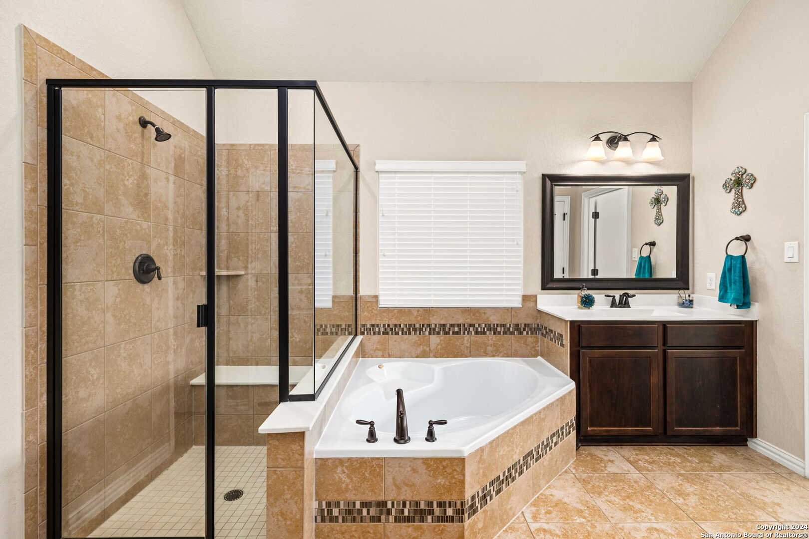 219 PARKVIEW TER