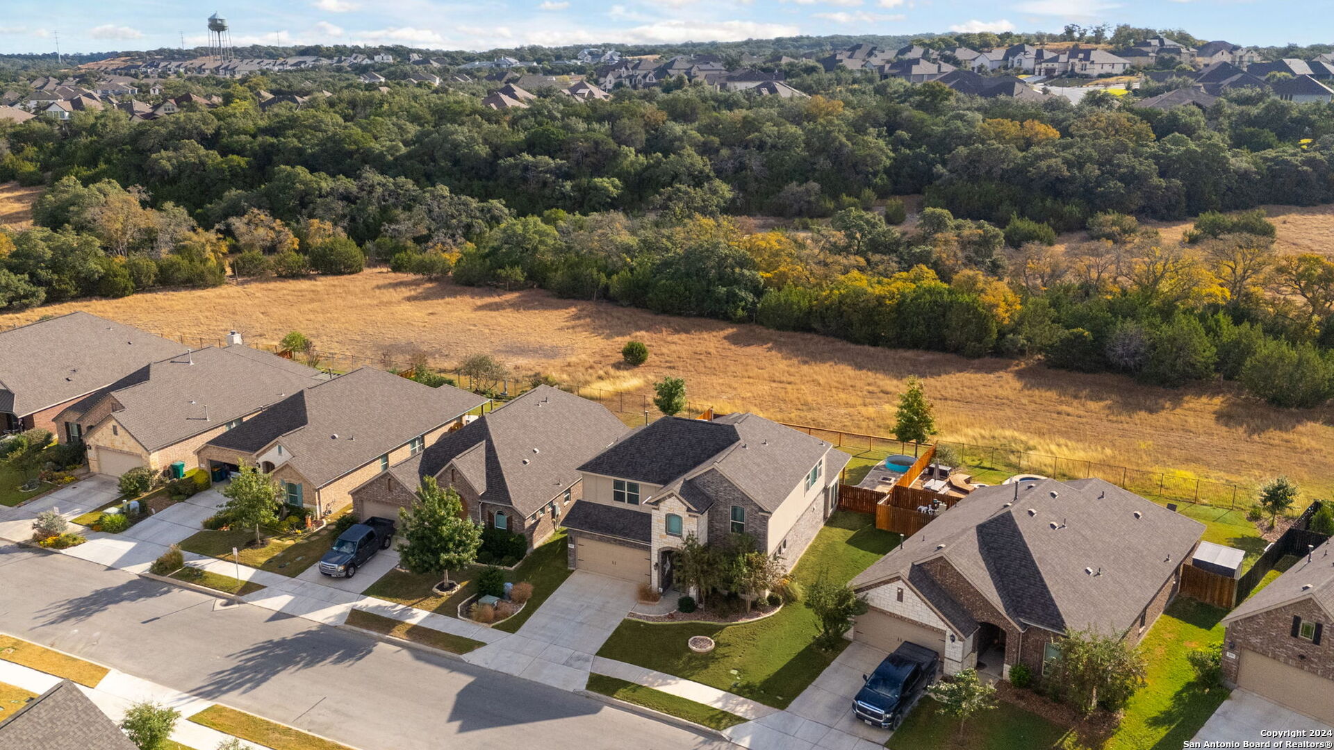 219 PARKVIEW TER