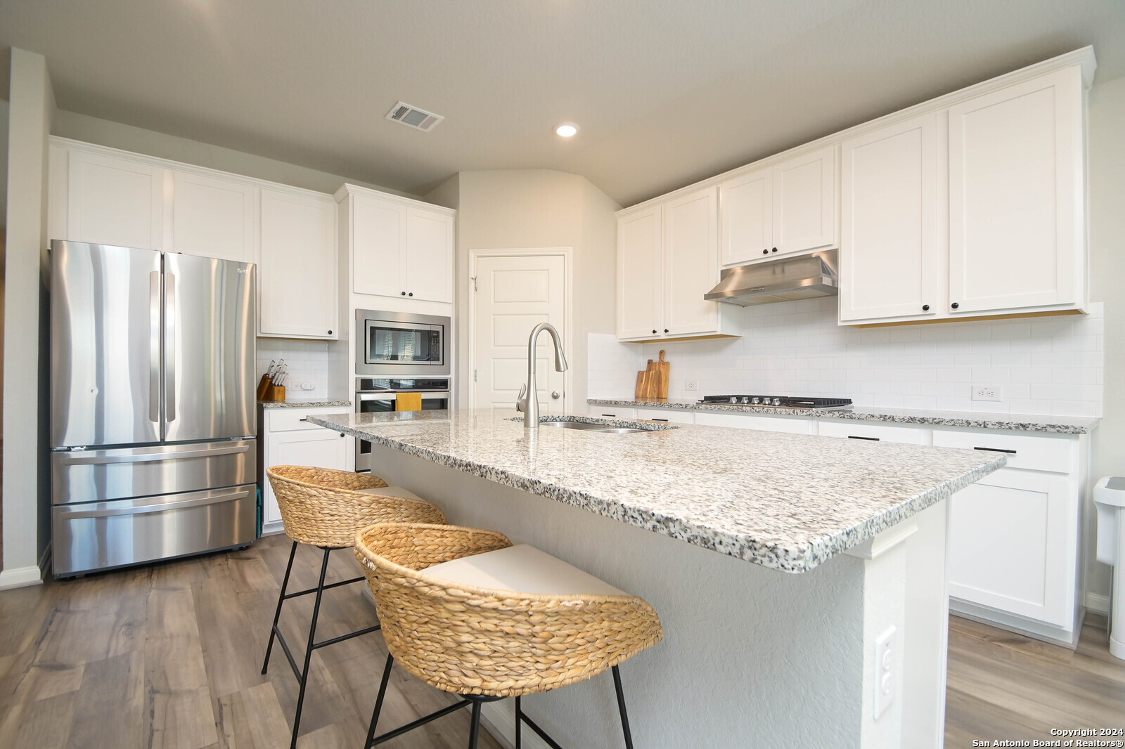 2421 PENNILYNN WAY