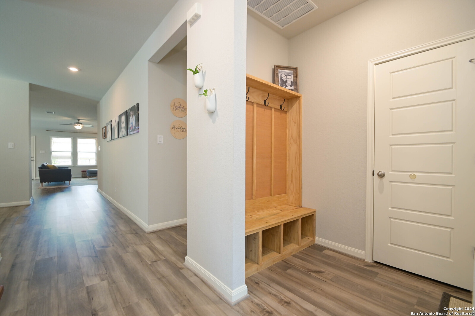 2421 PENNILYNN WAY