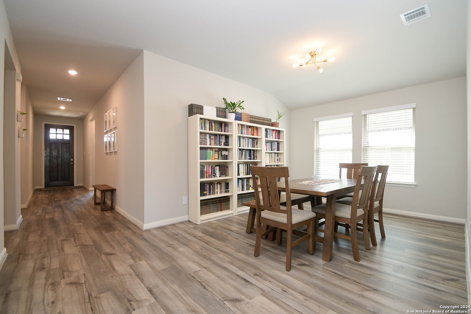 2421 PENNILYNN WAY