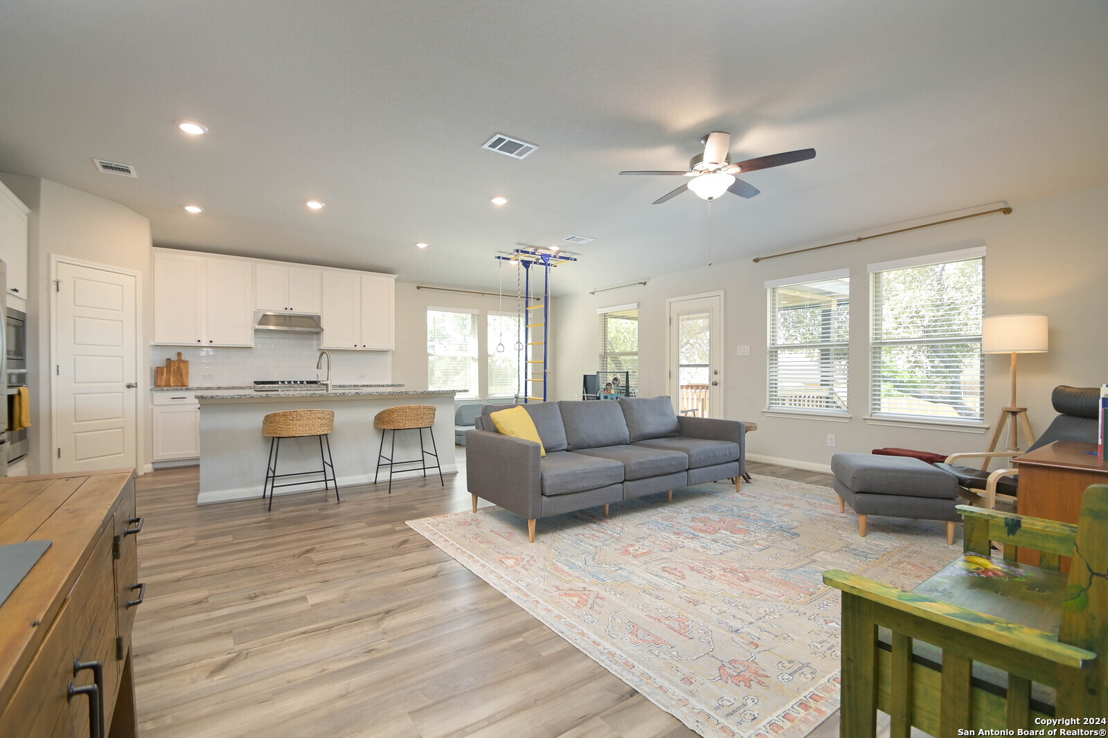2421 PENNILYNN WAY