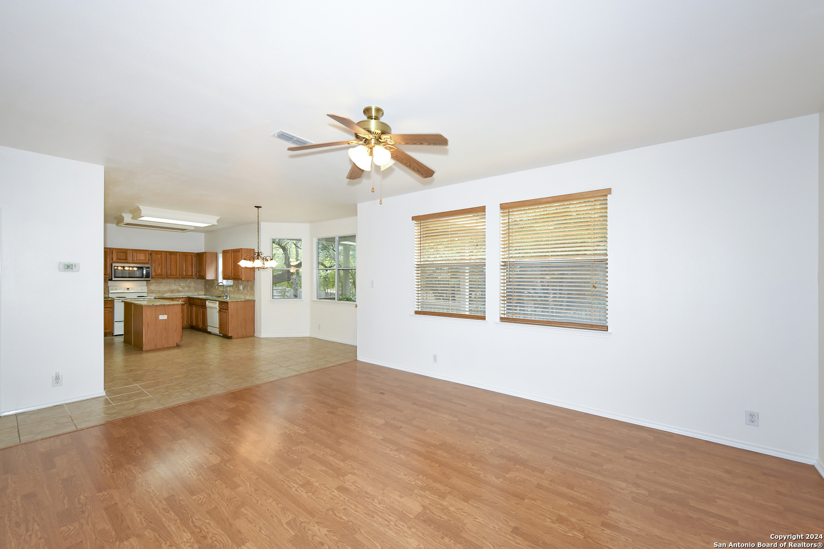 3421 ABBEVILLE DR