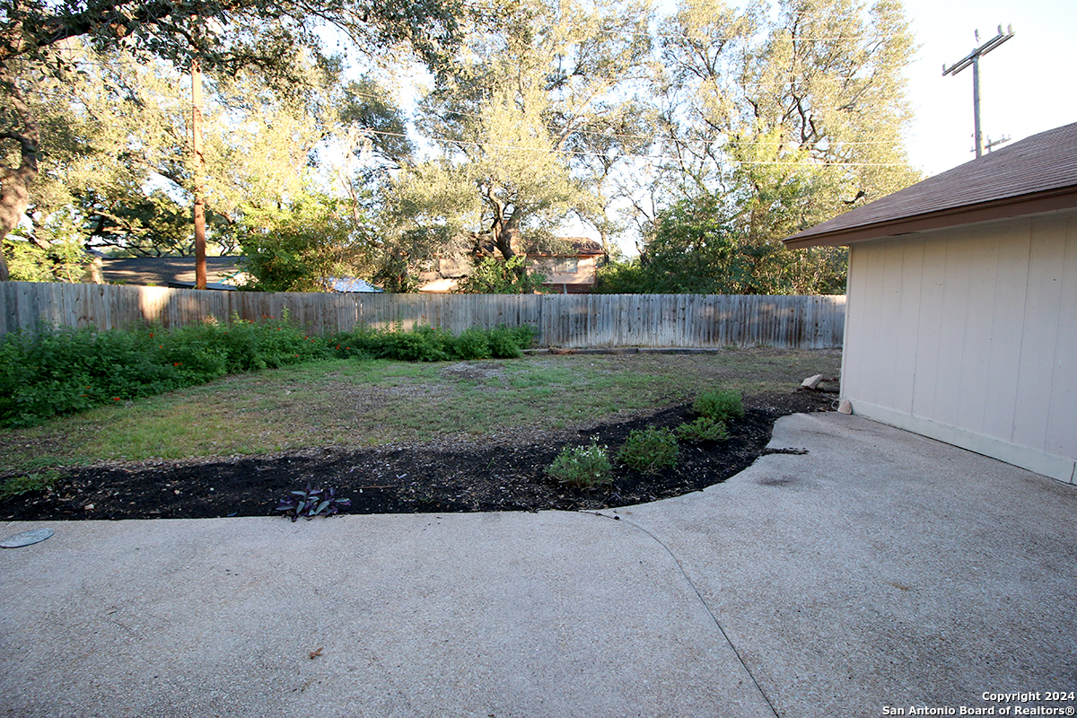 2002 Oak Vista